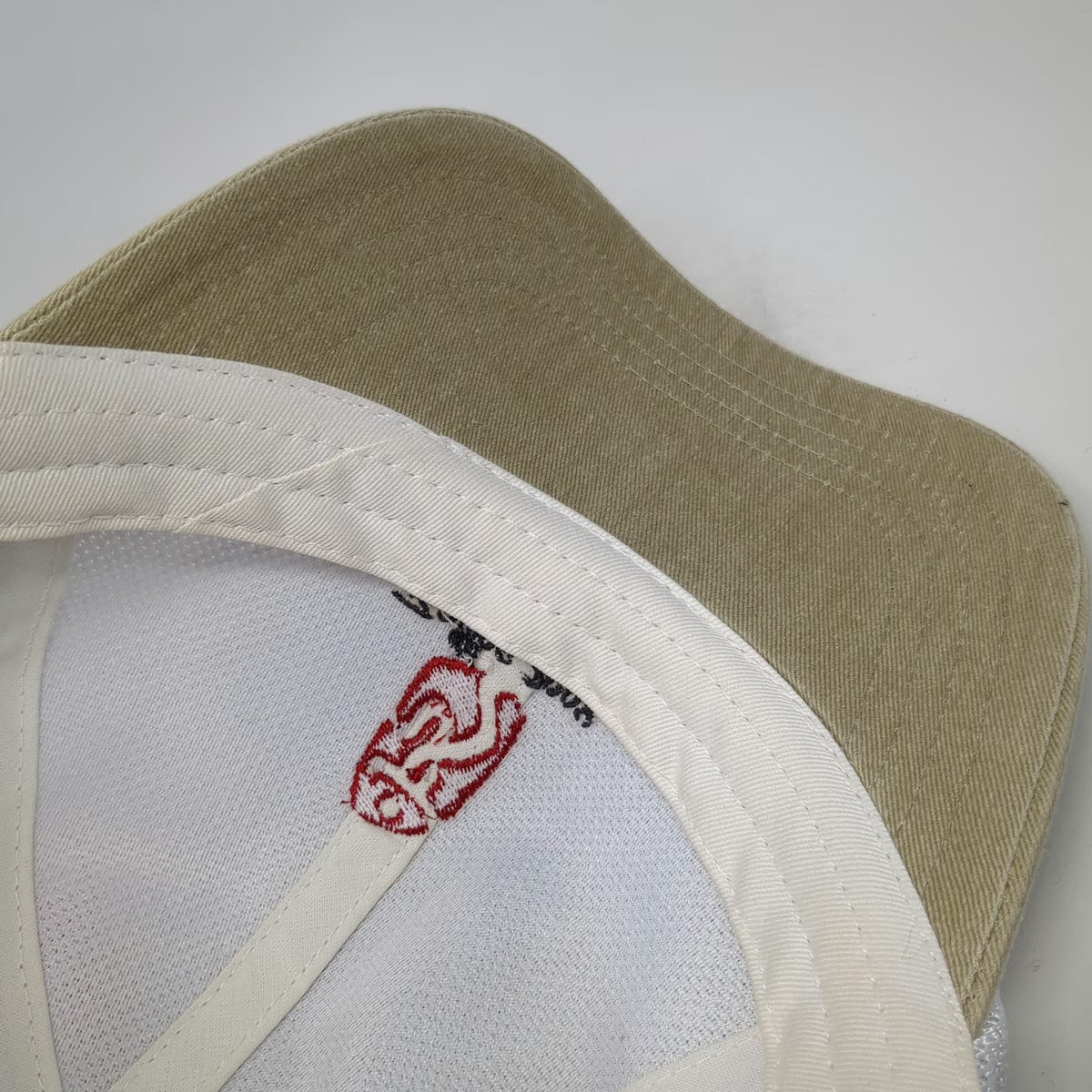 Beijing 2008 Olympics Official Mesh Trucker Hat White Beige Snapback W/Tags
