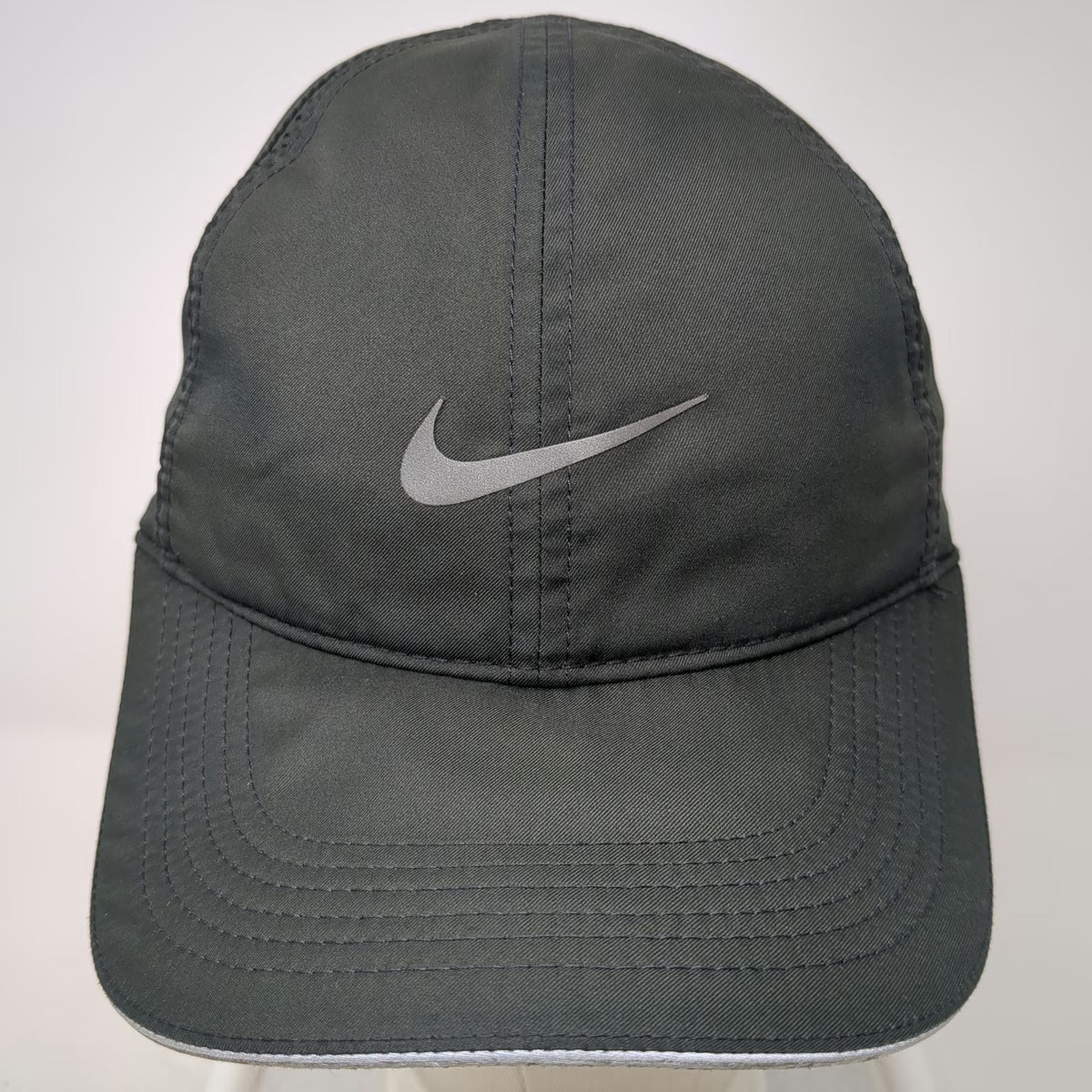 Nike Baseball Cap Black One Size Dri-FIT Featherlight Strapback Running Hat