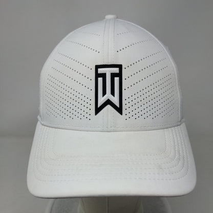 Tiger Woods Fitted Golf Hat White M/L Nike Heritage 86 Dri-Fit