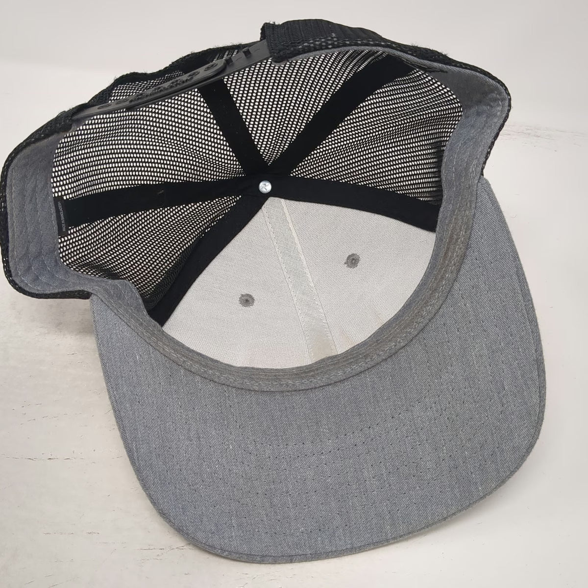 Richardson Trucker Hat Gray One Size Mesh Snapback Outdoors Honey Hole Mountain