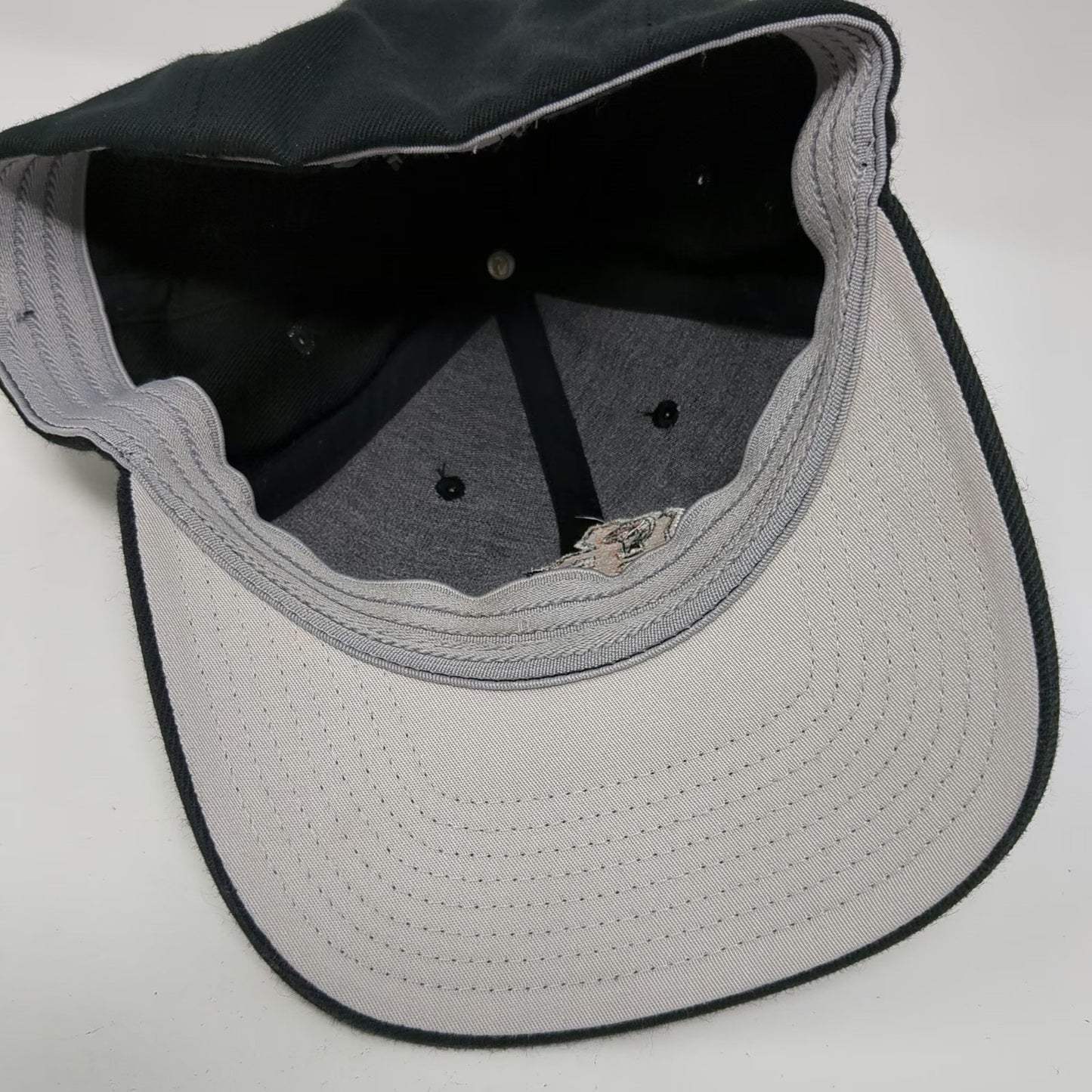 Richardson Baseball Cap Black S/M Fitted Tiger AF Mascot Pro 585 Acrylic hat