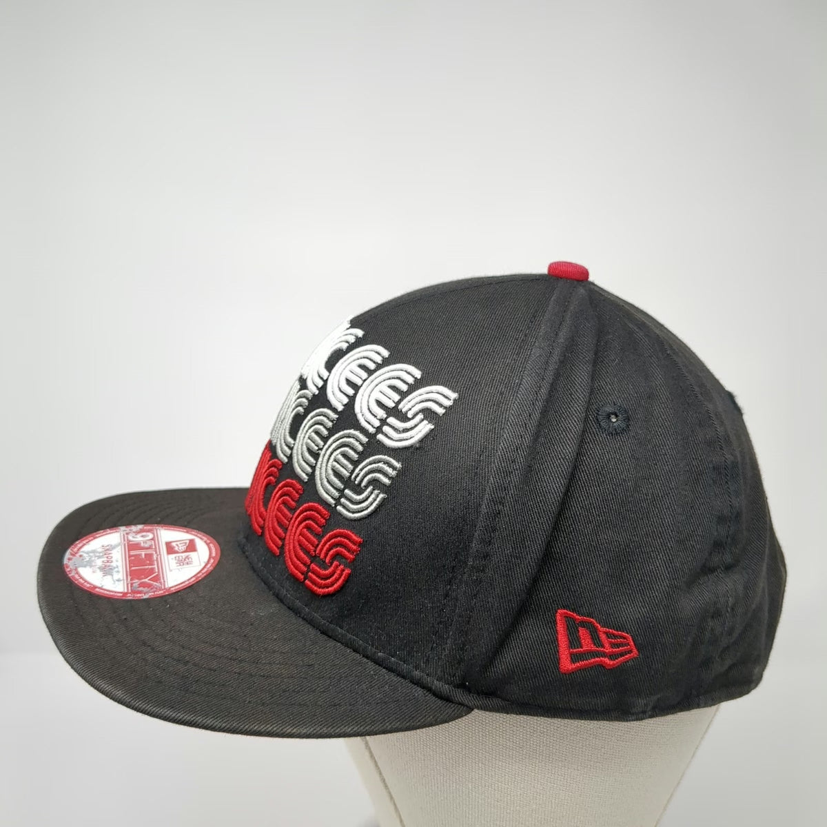 New York Yankees MLB New Era Snapback Hat Black S/M Triple Logo Red Gray White