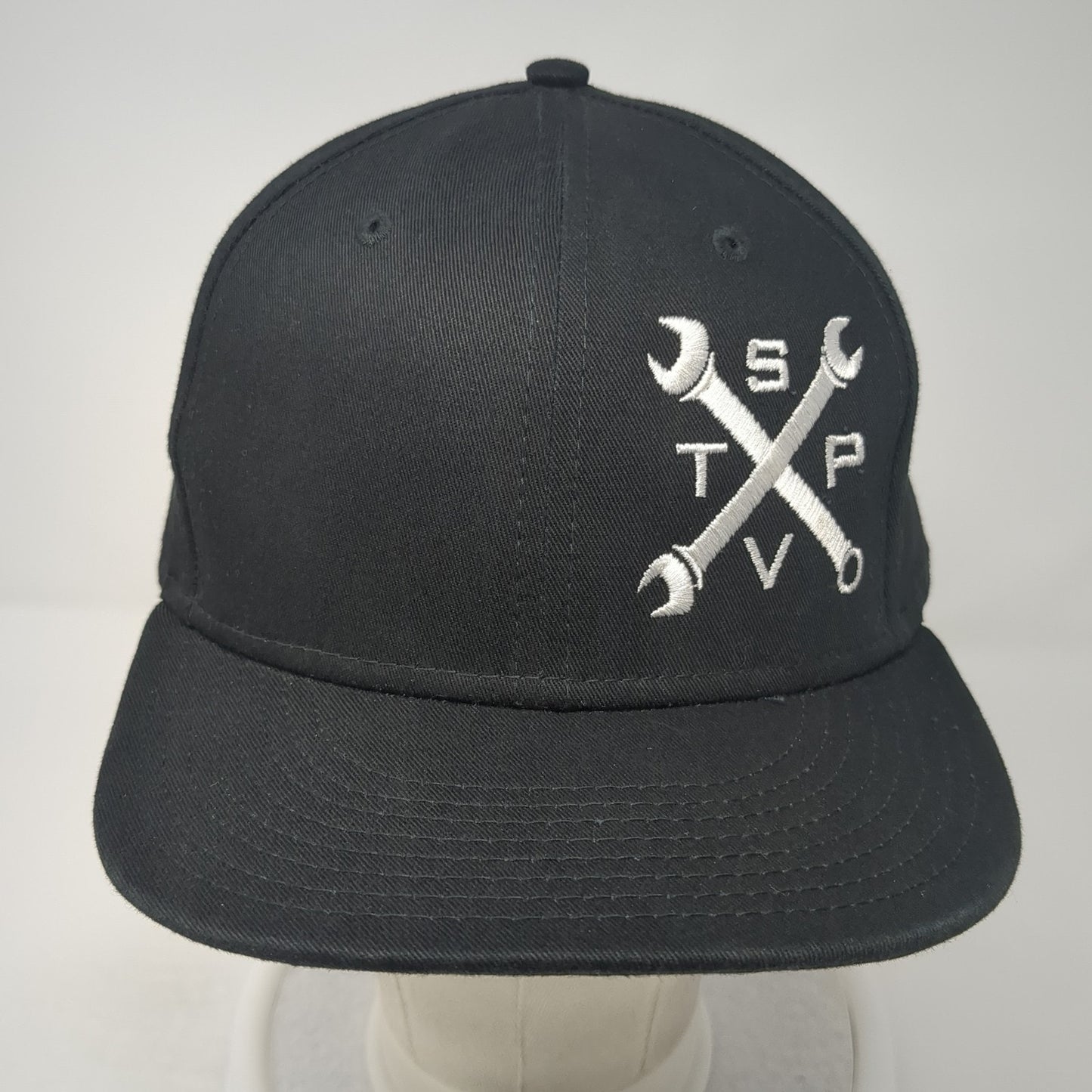 New Era Snapback Hat Black One Size Embroidered Logo Solid Adjustable