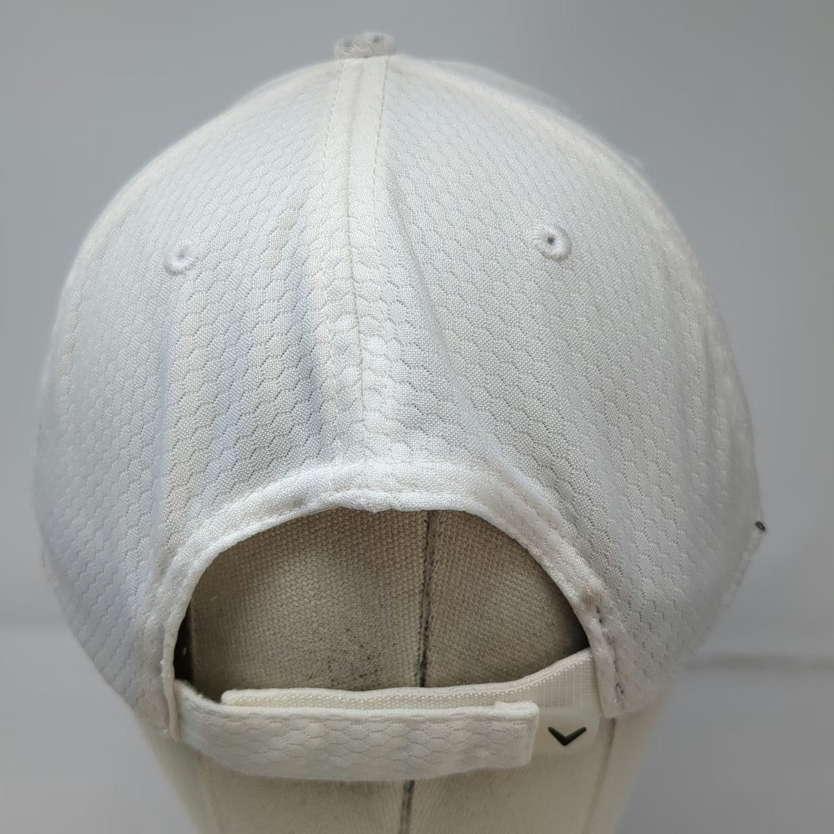Callaway Baseball Cap White One Size Strapback Textured Blue Logo Golf Hat
