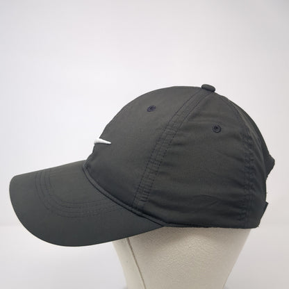 Nike Strapback Baseball Cap Black One Size Adjustable Embroidered Swoosh