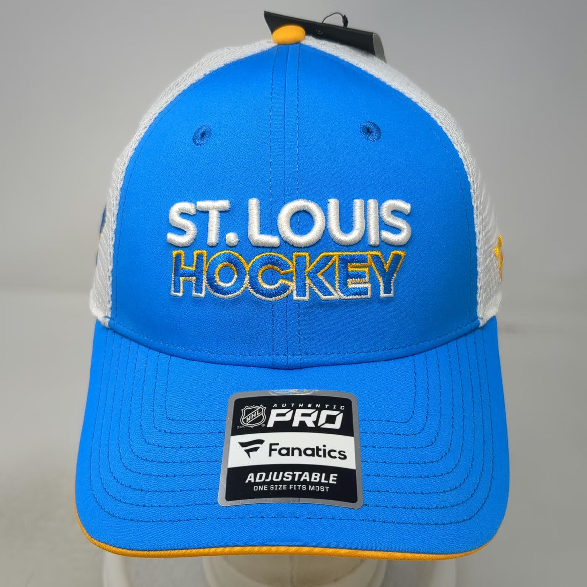 St. Louis Blues NHL Fanatics Trucker Hat Blue White Yellow OS Snapback Hockey
