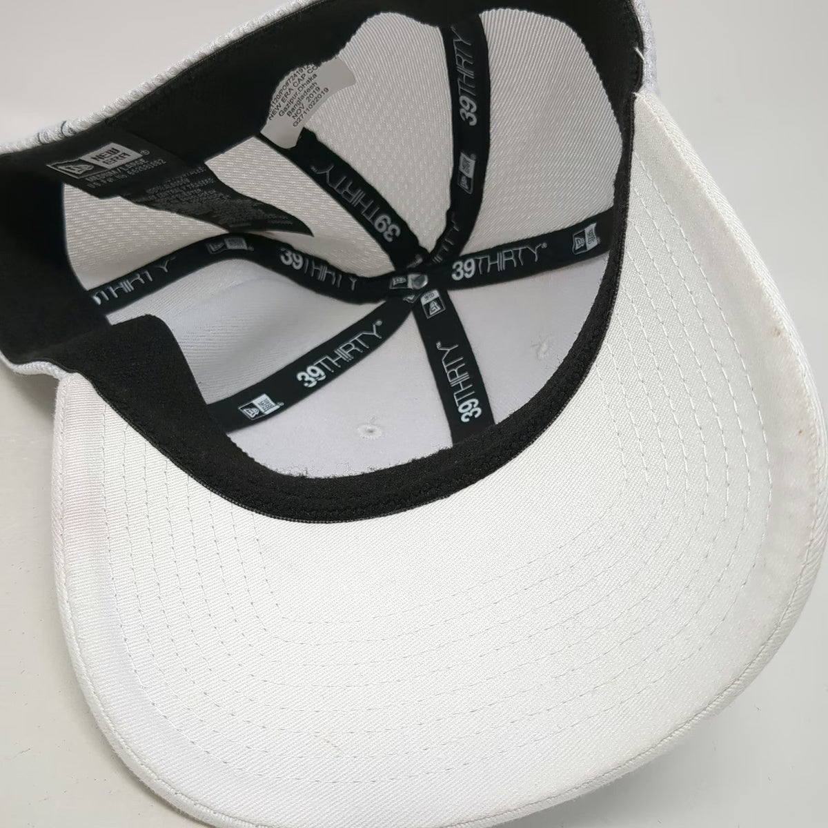 New Era Baseball Cap White L Bayer Mindful Matters Mesh Stretch Fit 39THIRTY Hat