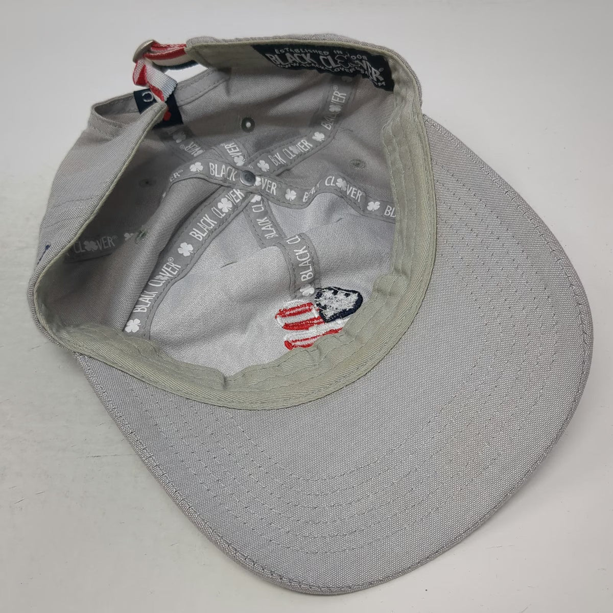 Black Clover Baseball Cap Gray One Size American Flag Clover Live Lucky Hat