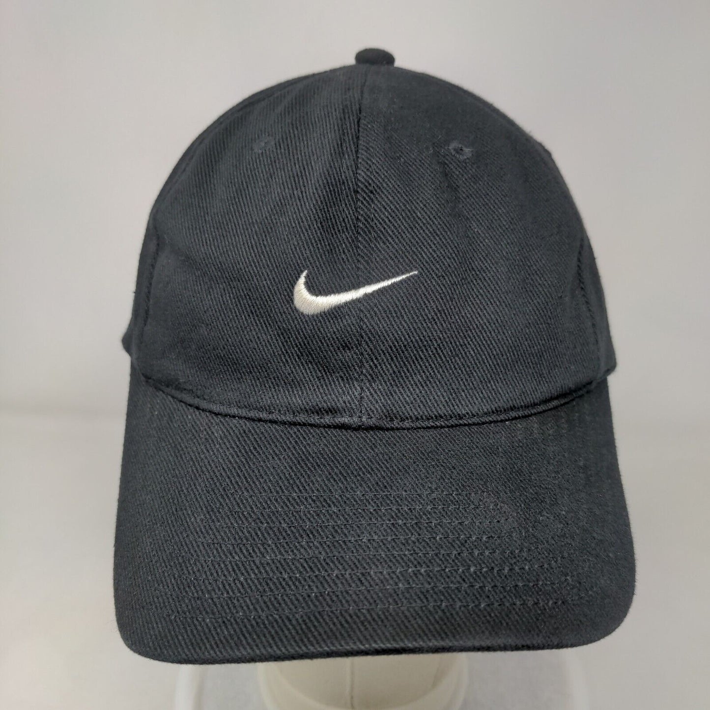 Nike Golf Strapback Hat Black OSFA Adjustable Embroidered Swoosh