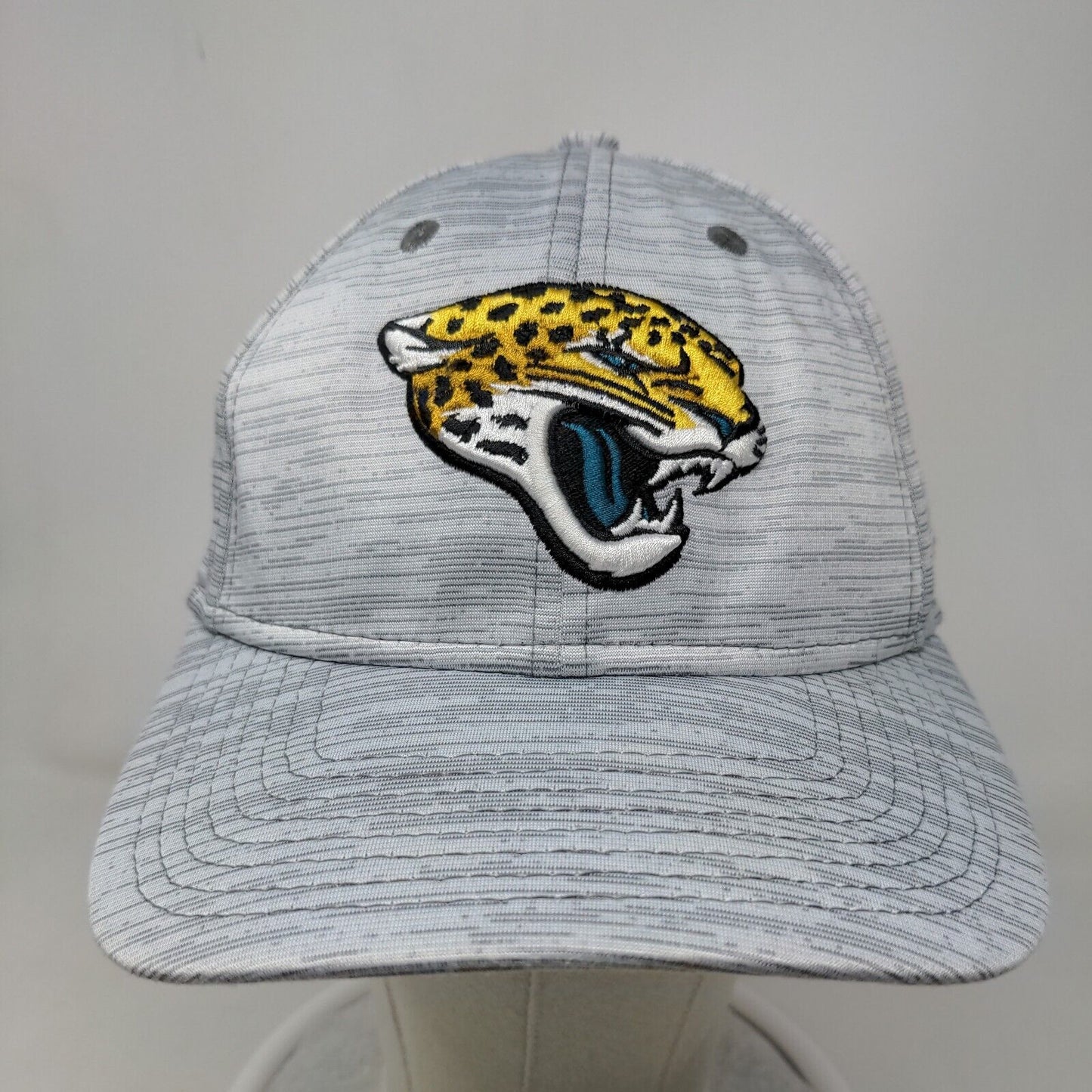 New Era Men's Fitted 39Thirty Hat Gray M-L Jacksonville Jaguars NFL Logo