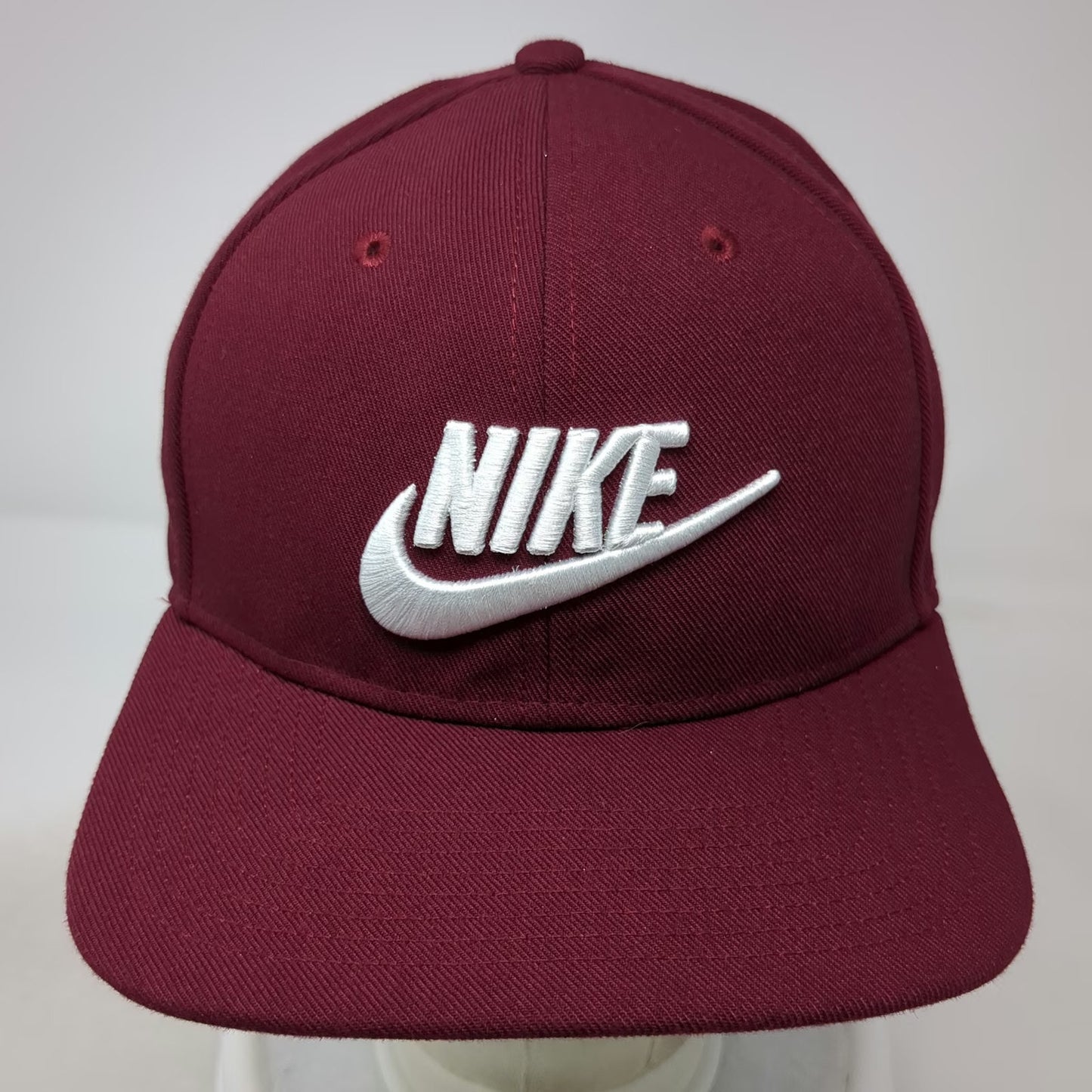 Nike Snapback Hat Red White One Size Flat Brim Dri-Fit Swoosh Logo Athletic Pro