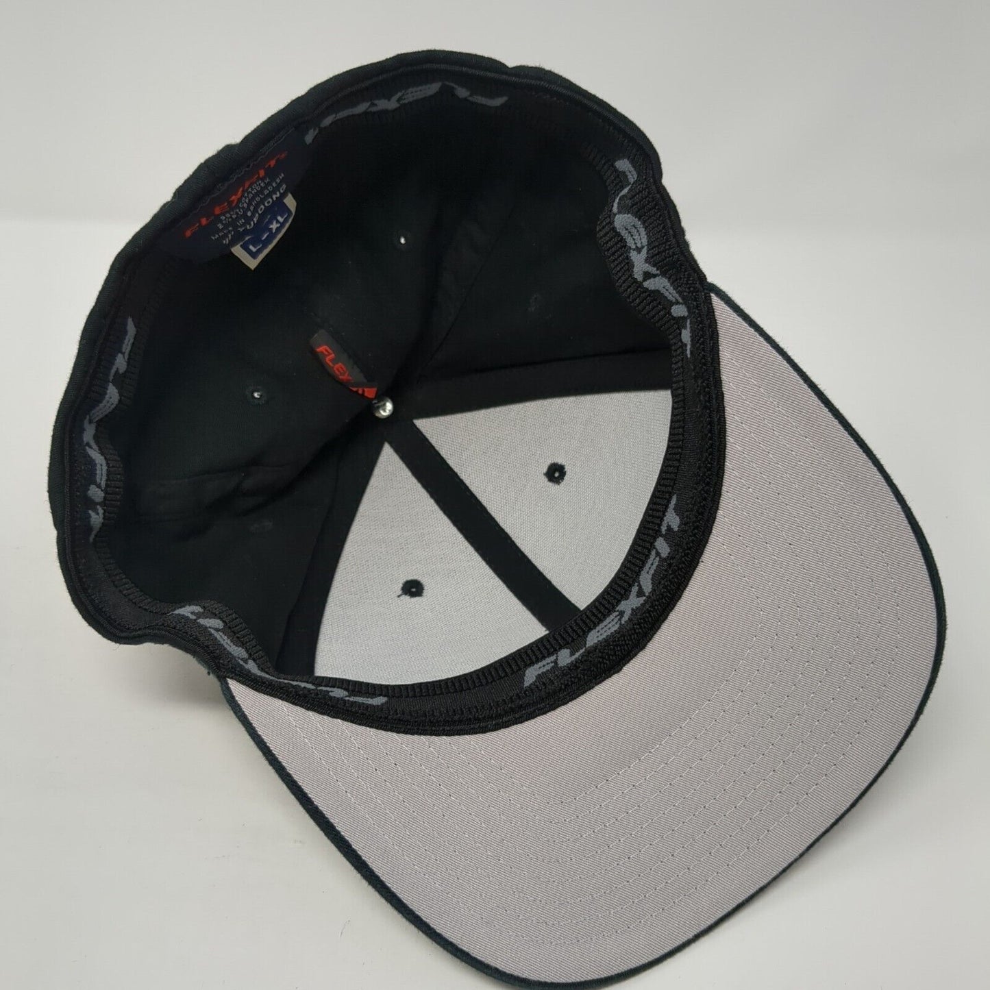 Flag Fitted Hat Black Large-XL Flexfit Stretch 6 Panel Solid Yupoong