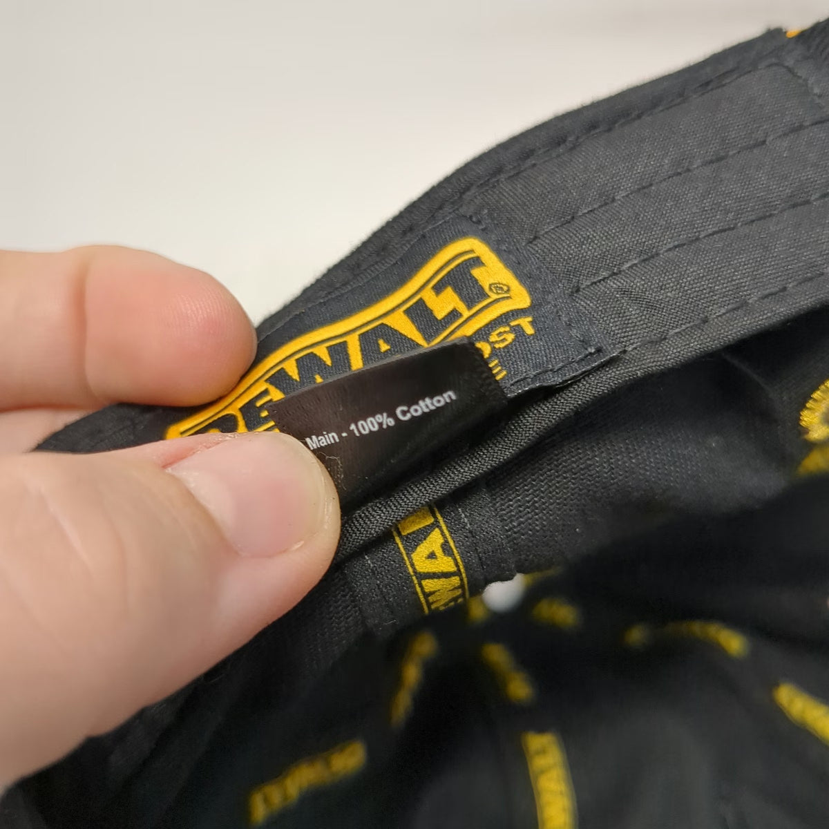 DeWalt Baseball Cap Black One Size Guaranteed Tough Cotton Slideback Hat