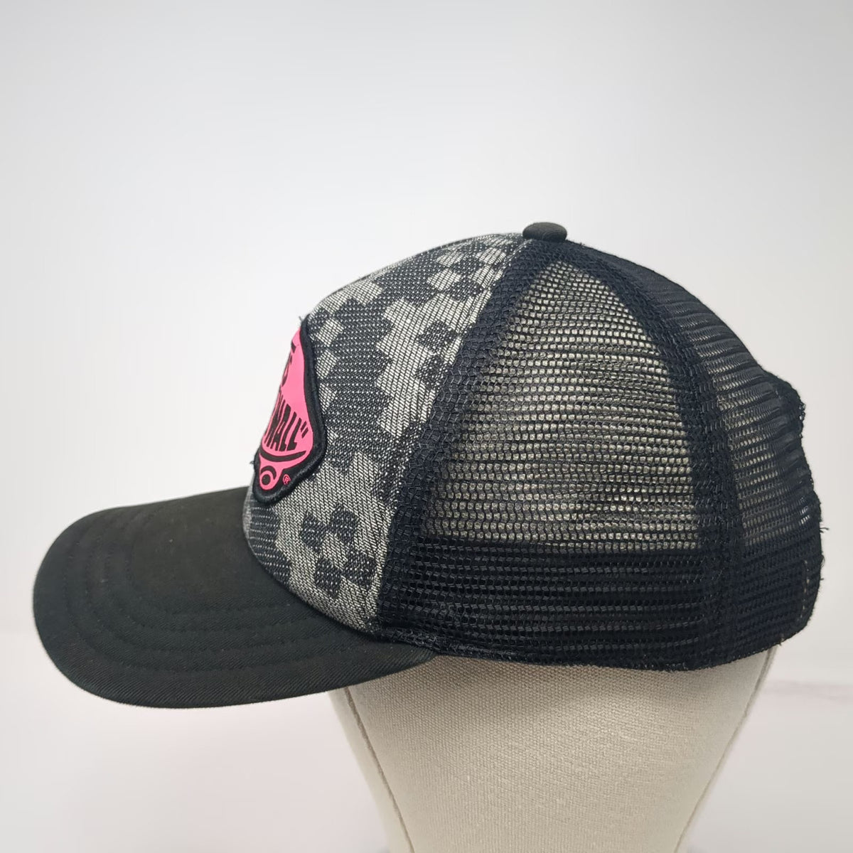 Vans Trucker Hat Black One Size Off The Wall Skateboard Checkered Pink Patch