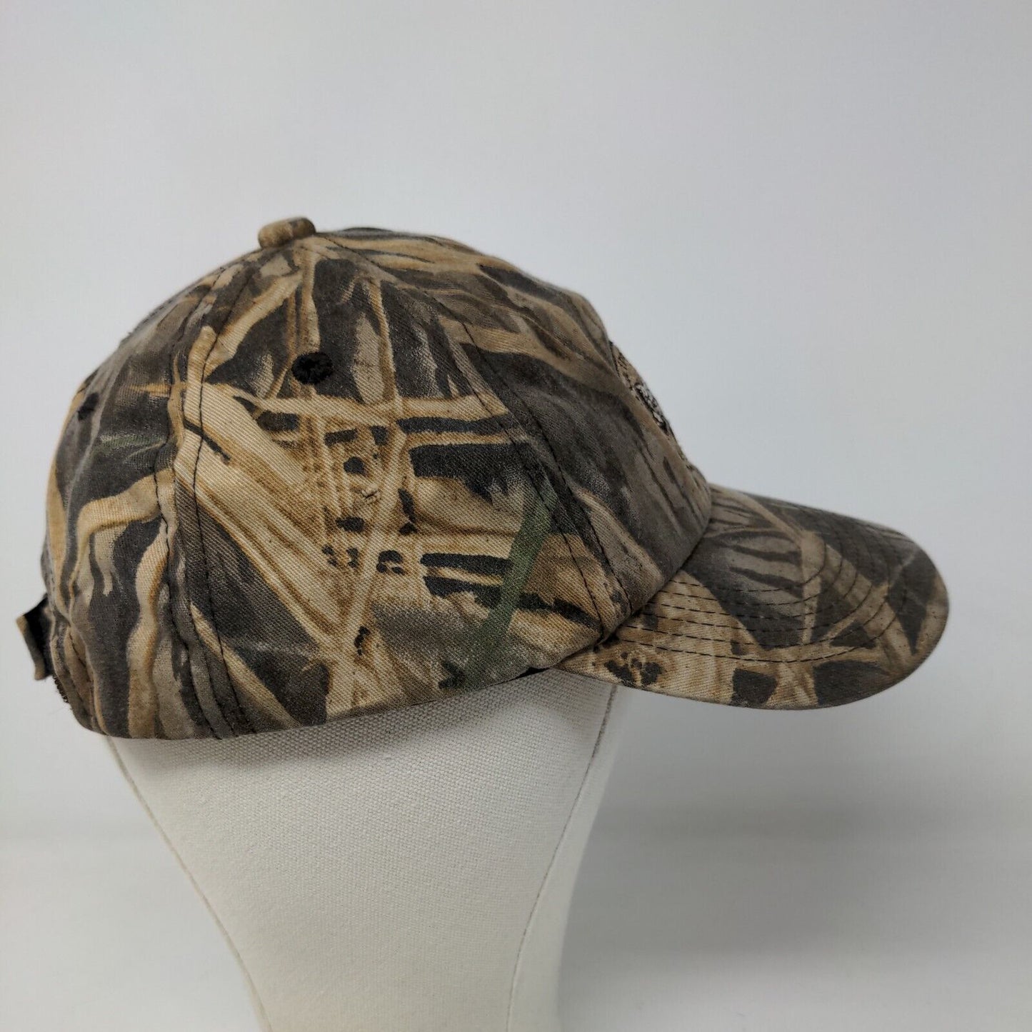 Alberta Trophy Hunts Men's Strapback Camo Hat Embroidered Logo