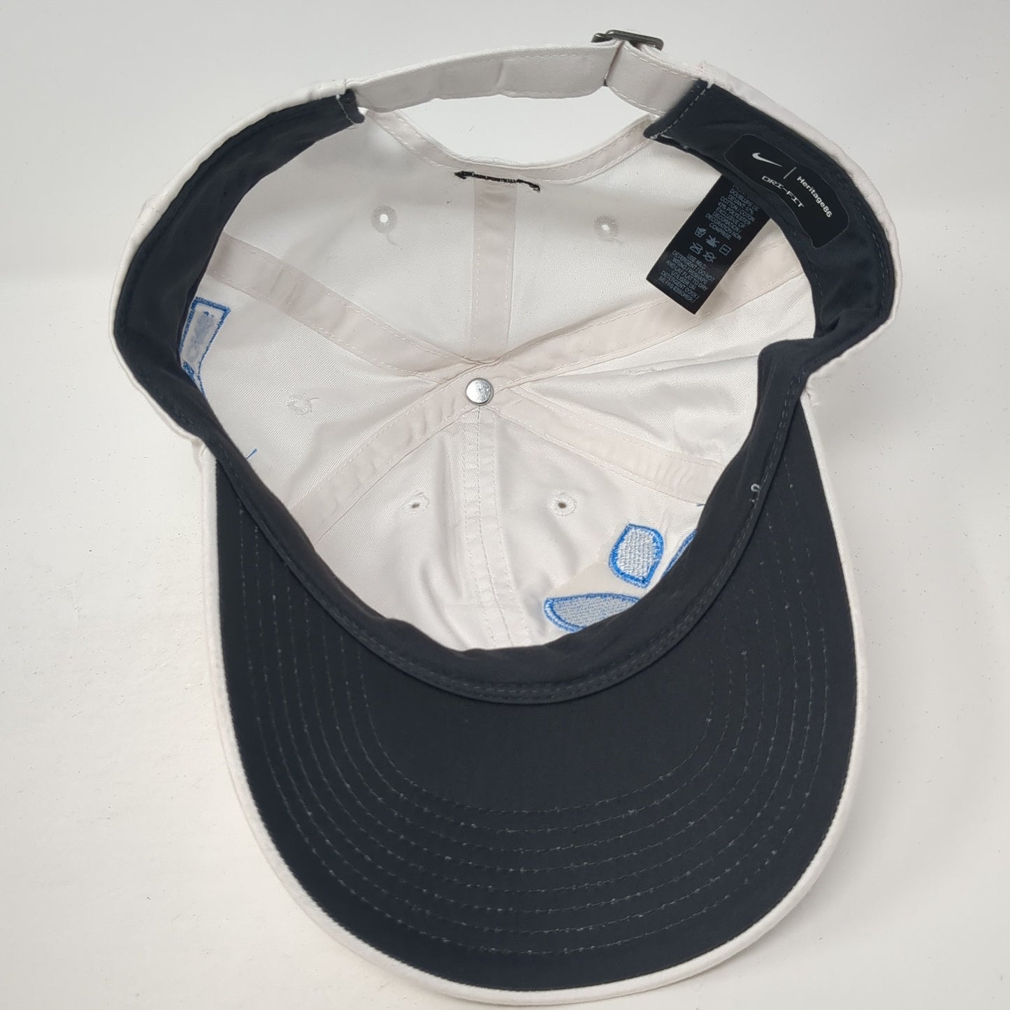Nike Heritage86 Slideback Hat White One Size Embroidered Logo Dri-Fit