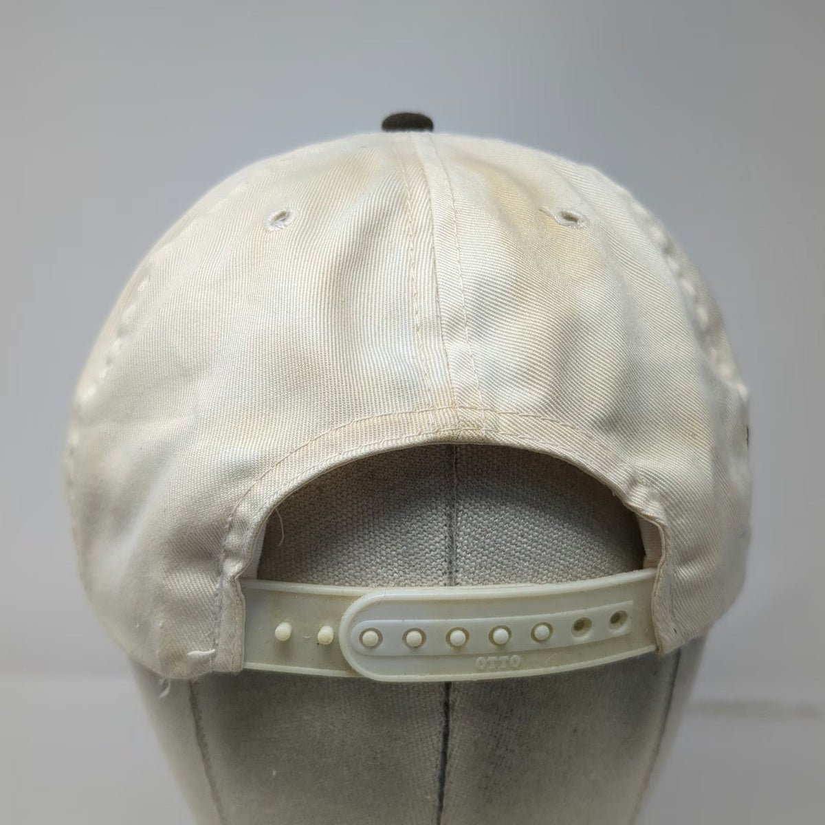 OTTO Snapback White Black Hat One Size MIST Marsing Idaho Speedboat Graphic Logo