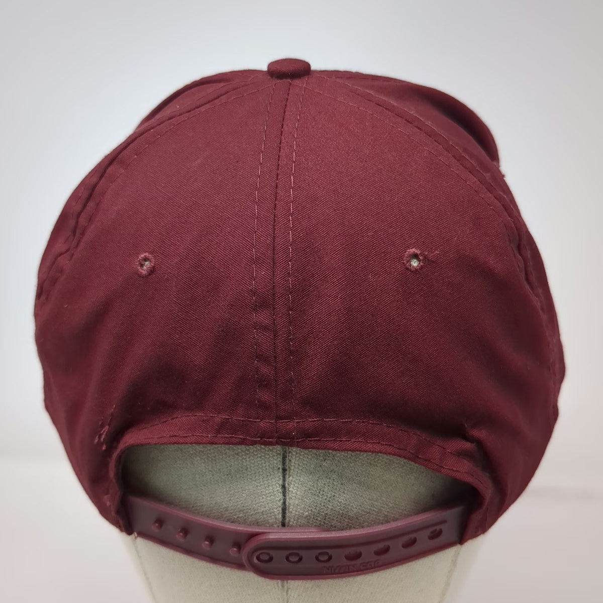 Nissin 5 Panel Red Hat One Size Hesperia Veterinary Supply Horse Rope Snapback
