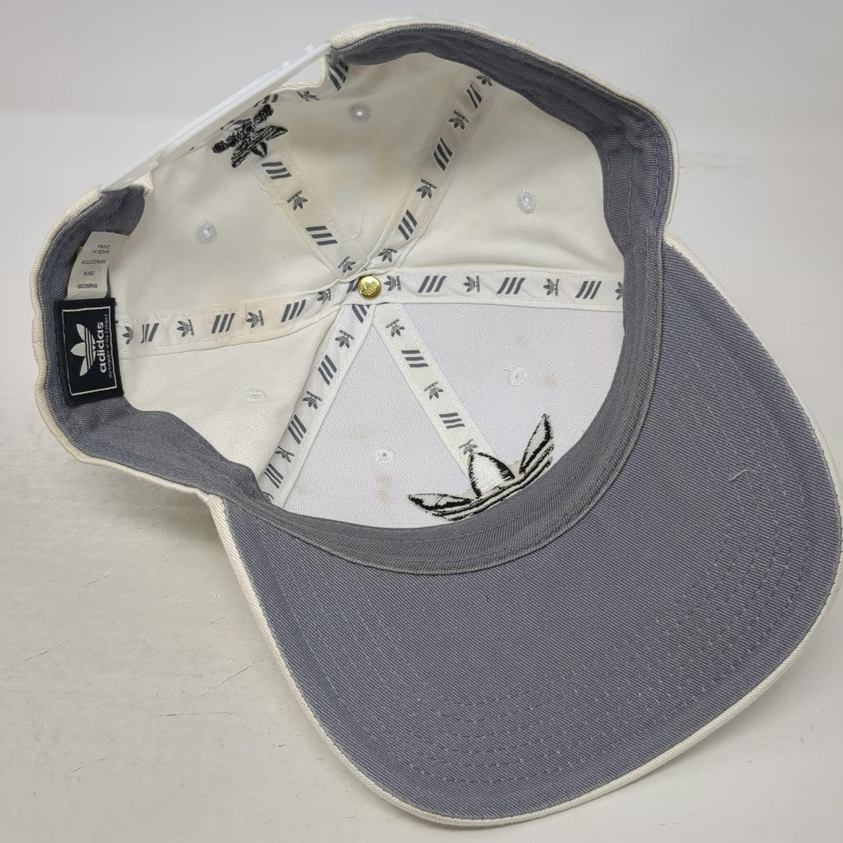 Adidas Snapback Hat White One Size Trefoil Logo Embroidered 6 Panel Cap Strap