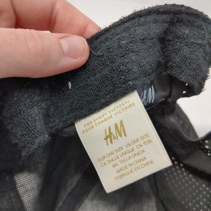 H&M Slideback Hat Black One Size Adjustable Breathable Mesh 6 Panel Polyester