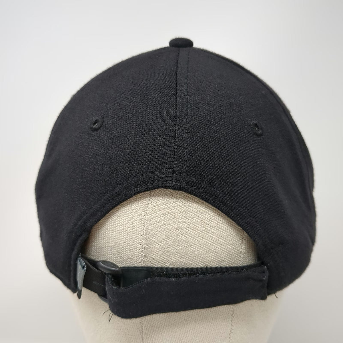 Under Armour Baseball Cap Black One Size Embroidered Logo Strapback Hat Sport