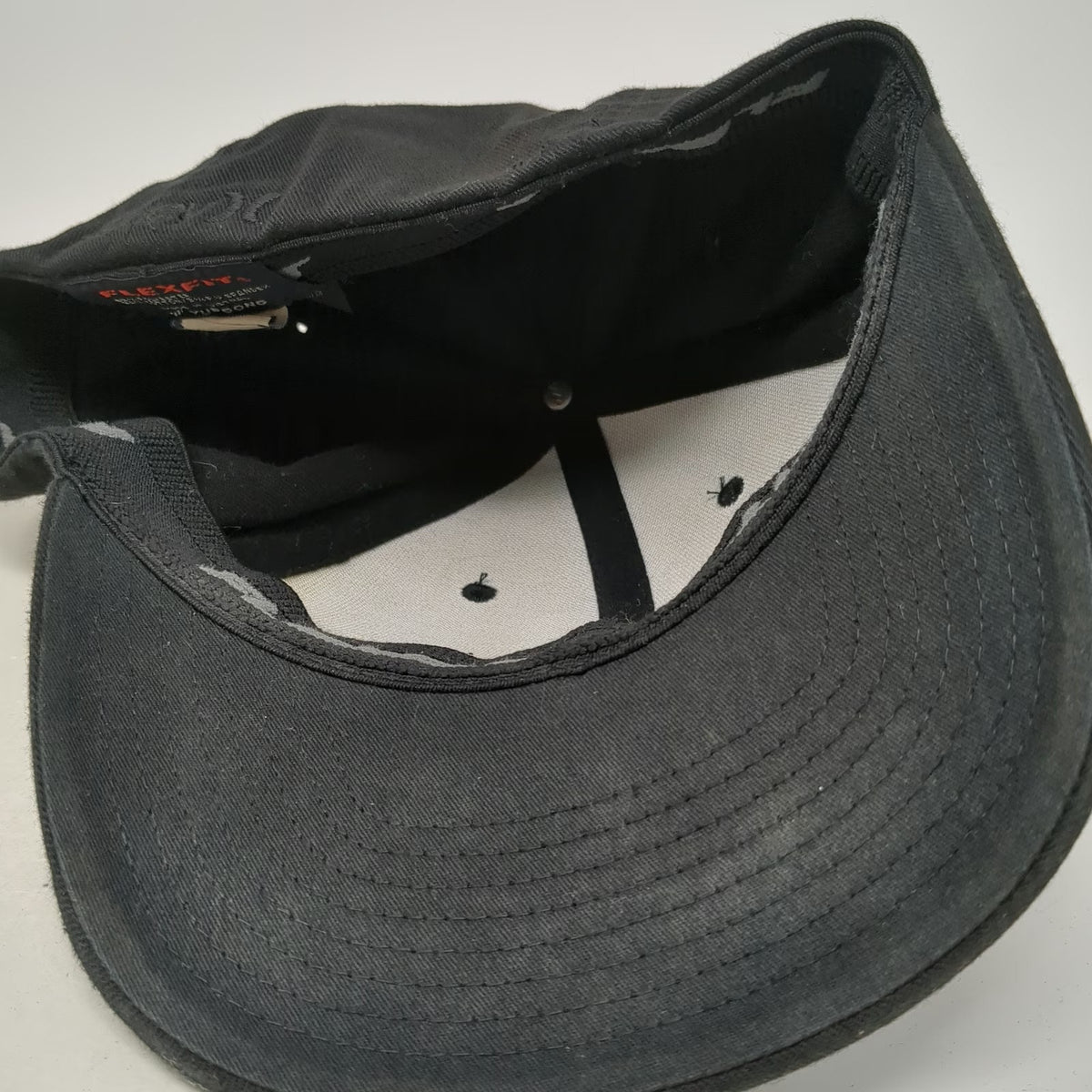 Hurley Baseball Cap Black M Flexfit Tonal Logo Curved Brim Stretch Fit Hat