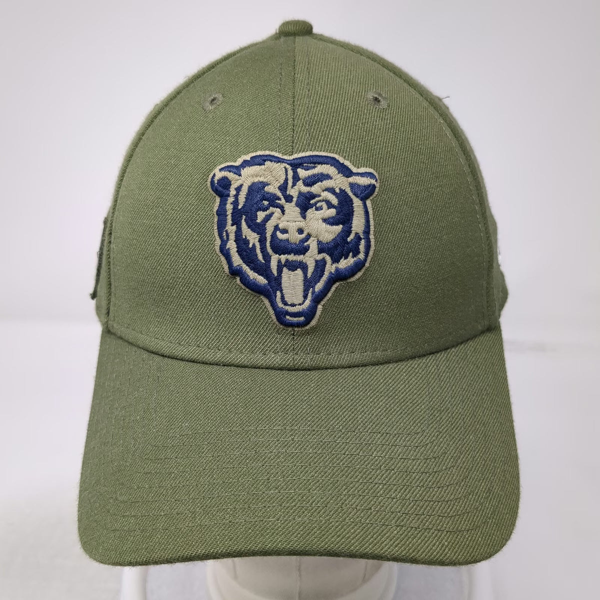 New Era Chicago Bears NFL Green L Hat Salute To Service 39THIRTY US Flag Patch