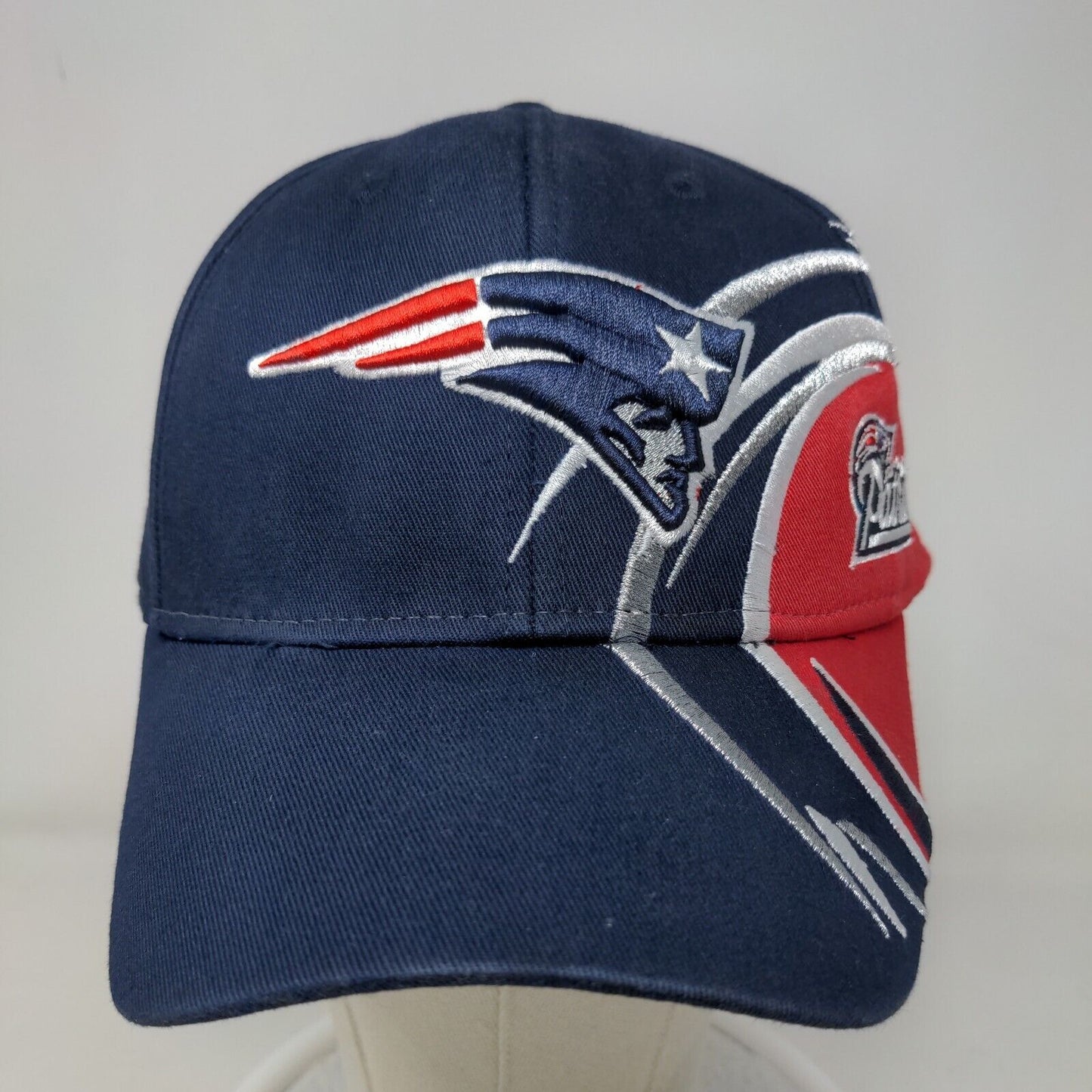 Reebok Men's Fitted Hat Blue L-XL Embroidered New England Patriots Logo NFL