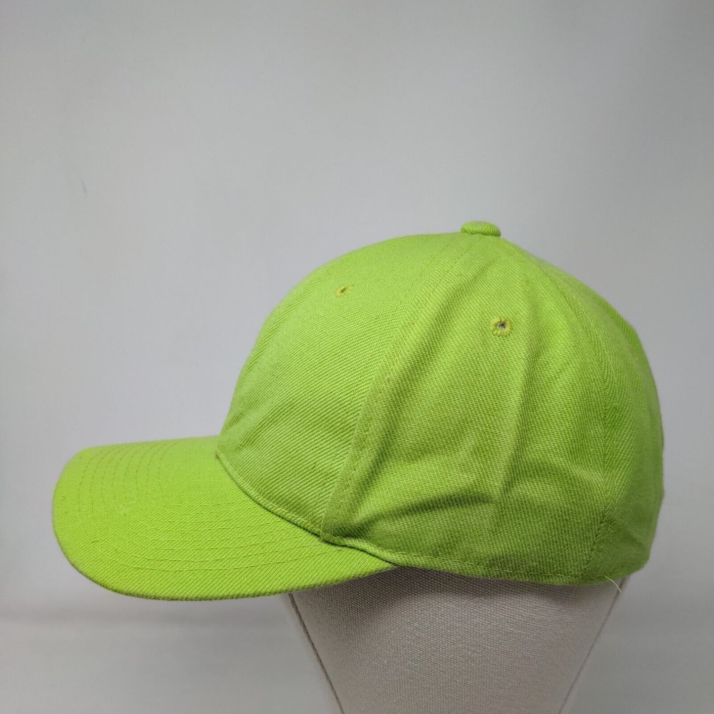 Unbranded Fitted Hat Green 7 1/8 Solid Vent Holes 6 Panel Blank
