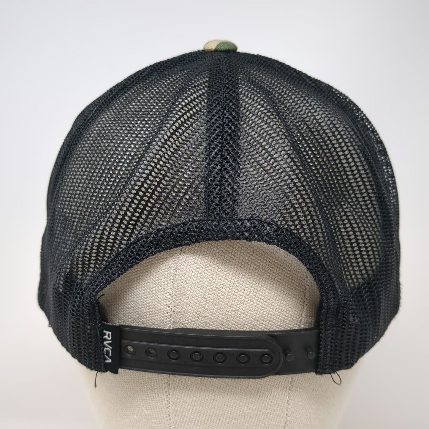RVCA Trucker Hat Green One Size Camo Hawaii RVCALOHA Mesh Snapback Structured