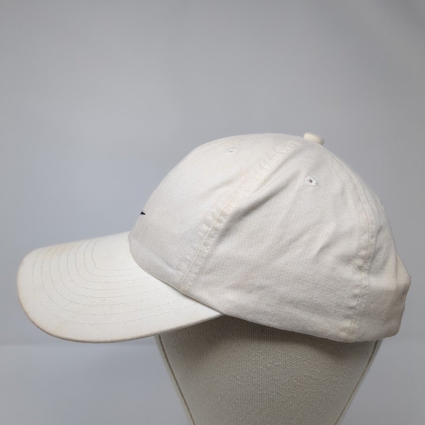 Nike Slideback Hat White One Size Adjustable Embroidered Swoosh 6 Panel