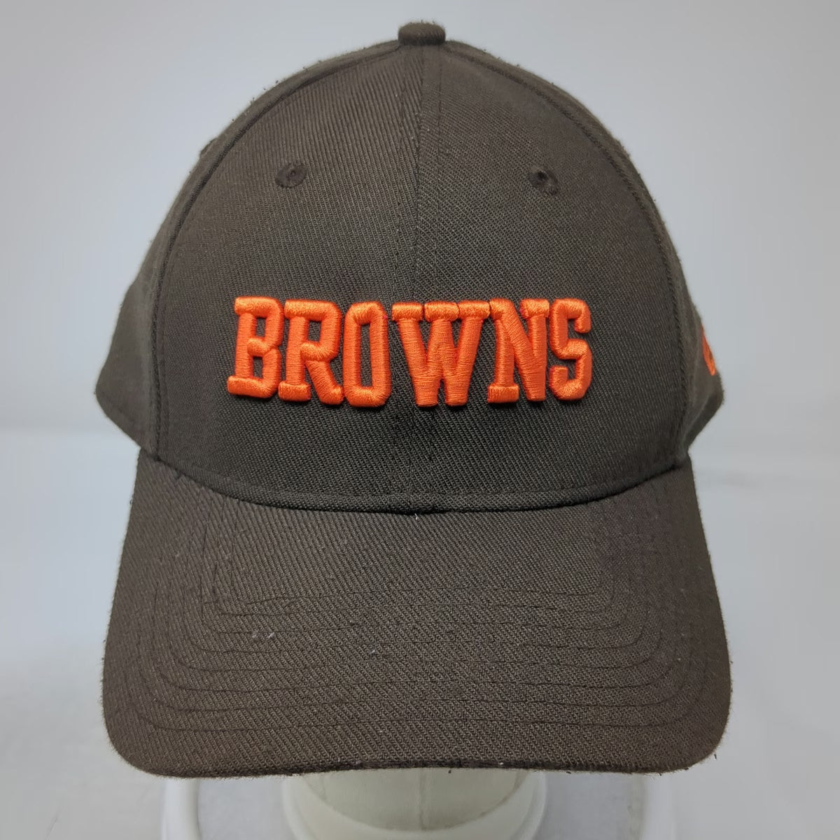 Cleveland Browns NFL New Era Cap Brown XL 39THIRTY Stretch Fit Curved Brim Hat