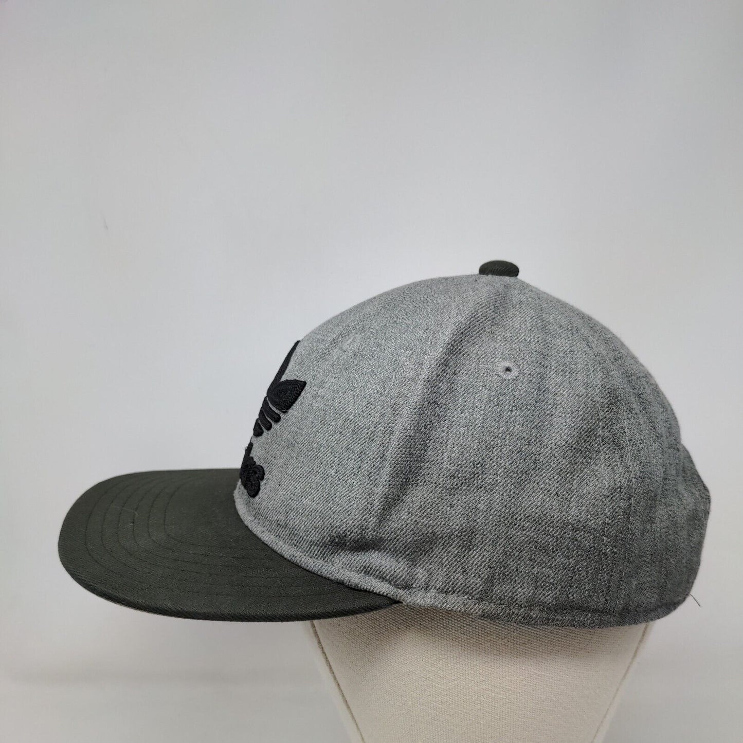 Adidas Trefoil Snapback Hat Gray OSFM Embroidered Colorblock 6 Panel