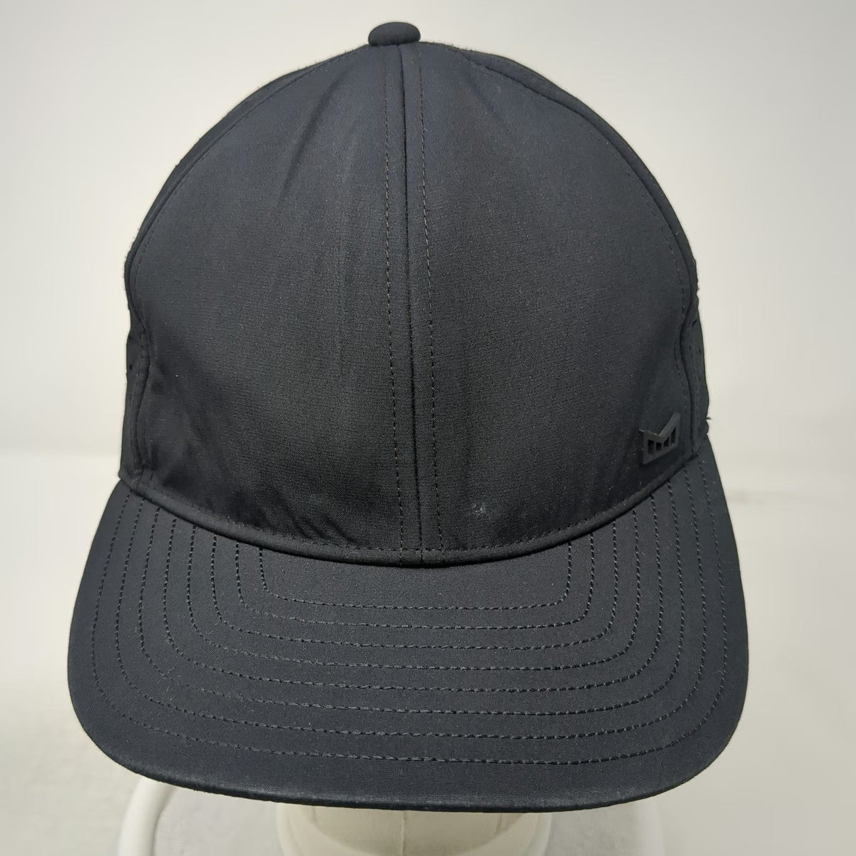 Melin Baseball Cap Black XL Perforated Graphic Lining Hydro Tech Stretch Hat