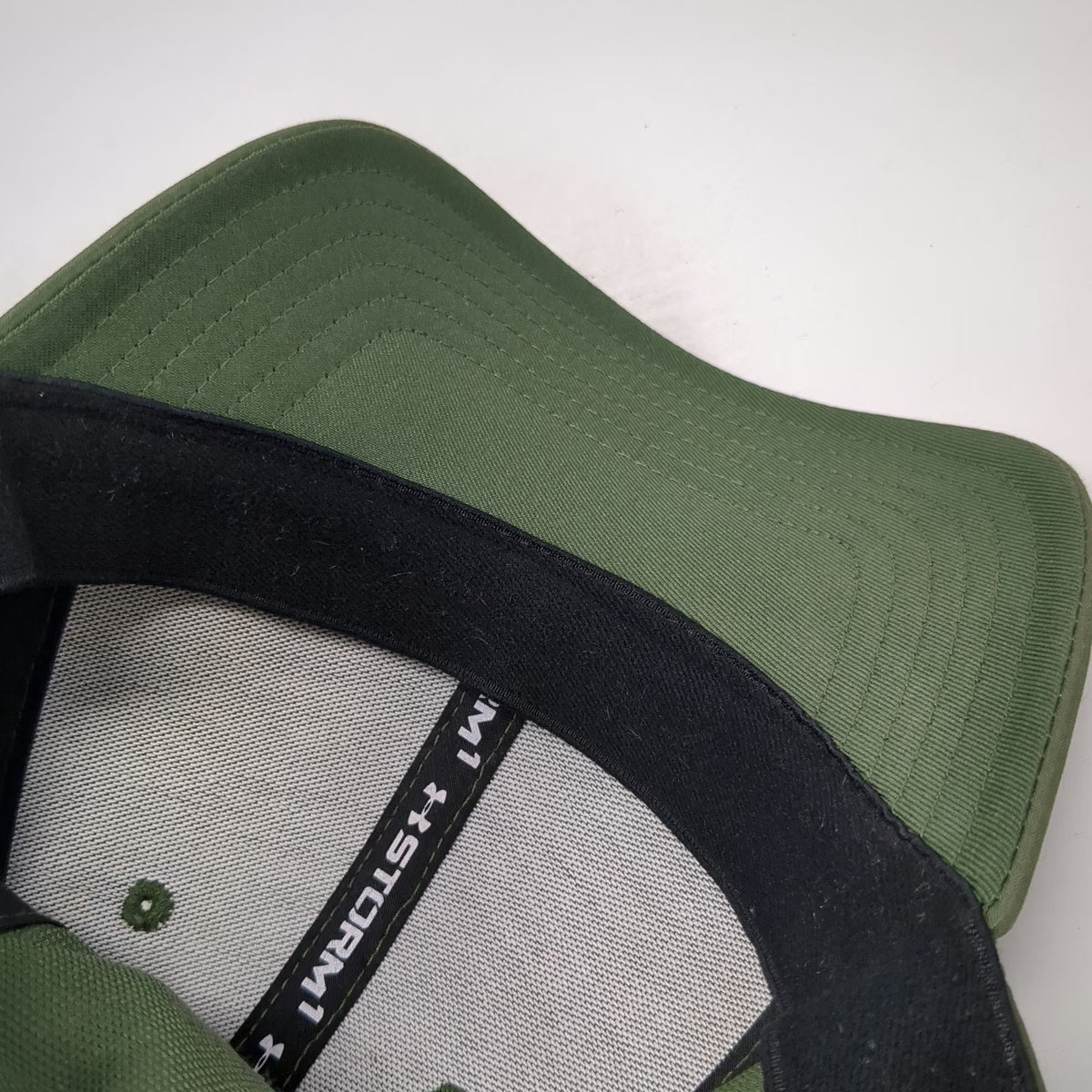 Under Armour Baseball Cap Green L Logo Stretch Fit Performance Storm Hat Curved