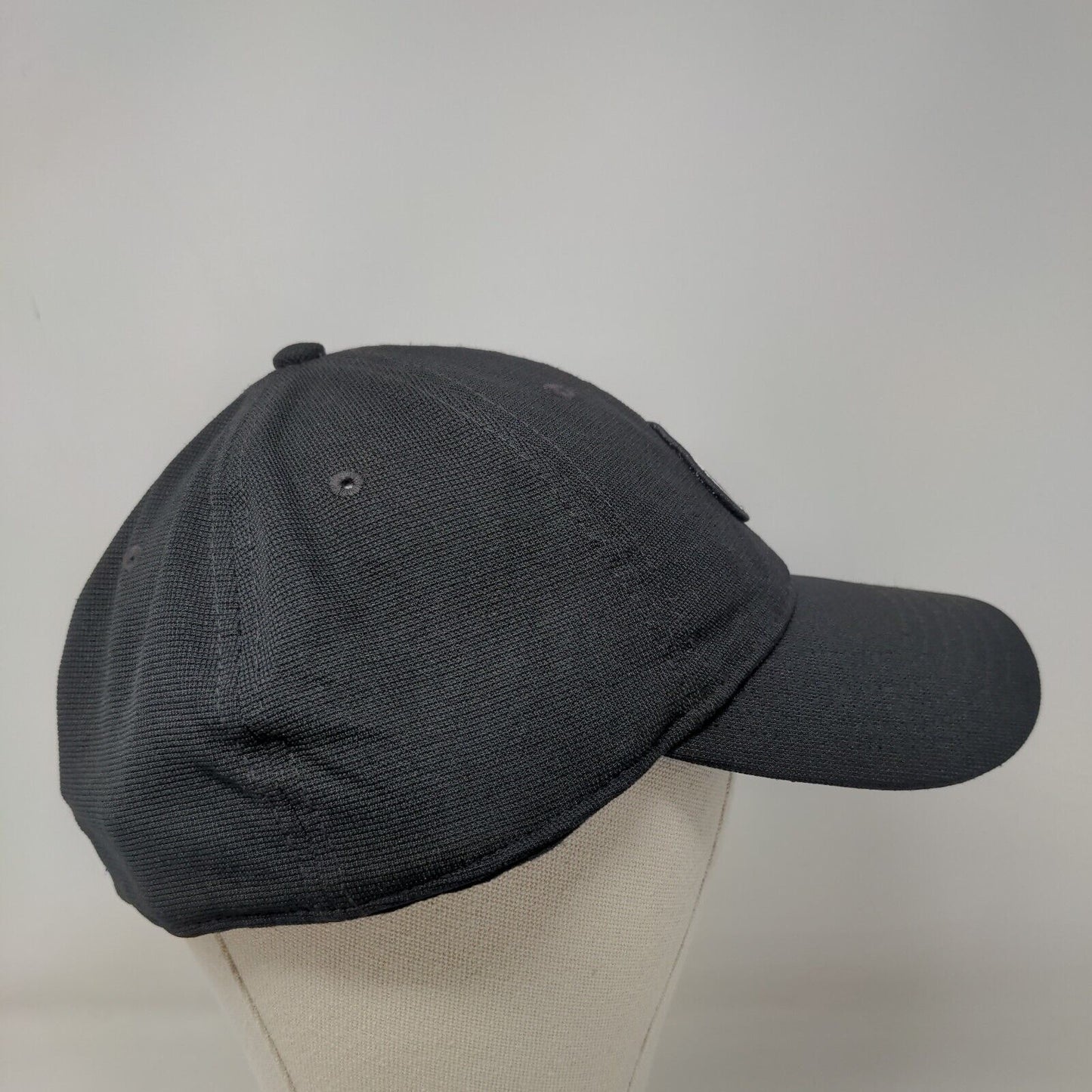 Topgolf Patch Fitted Hat Black Large/XL 6 Panel Vent Holes Callaway