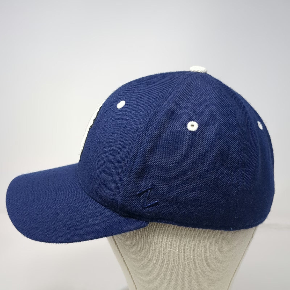 North Carolina Tar Heels NCAA Zephyr Cap Blue White 7 1/4 Fitted Hat Foot Logo