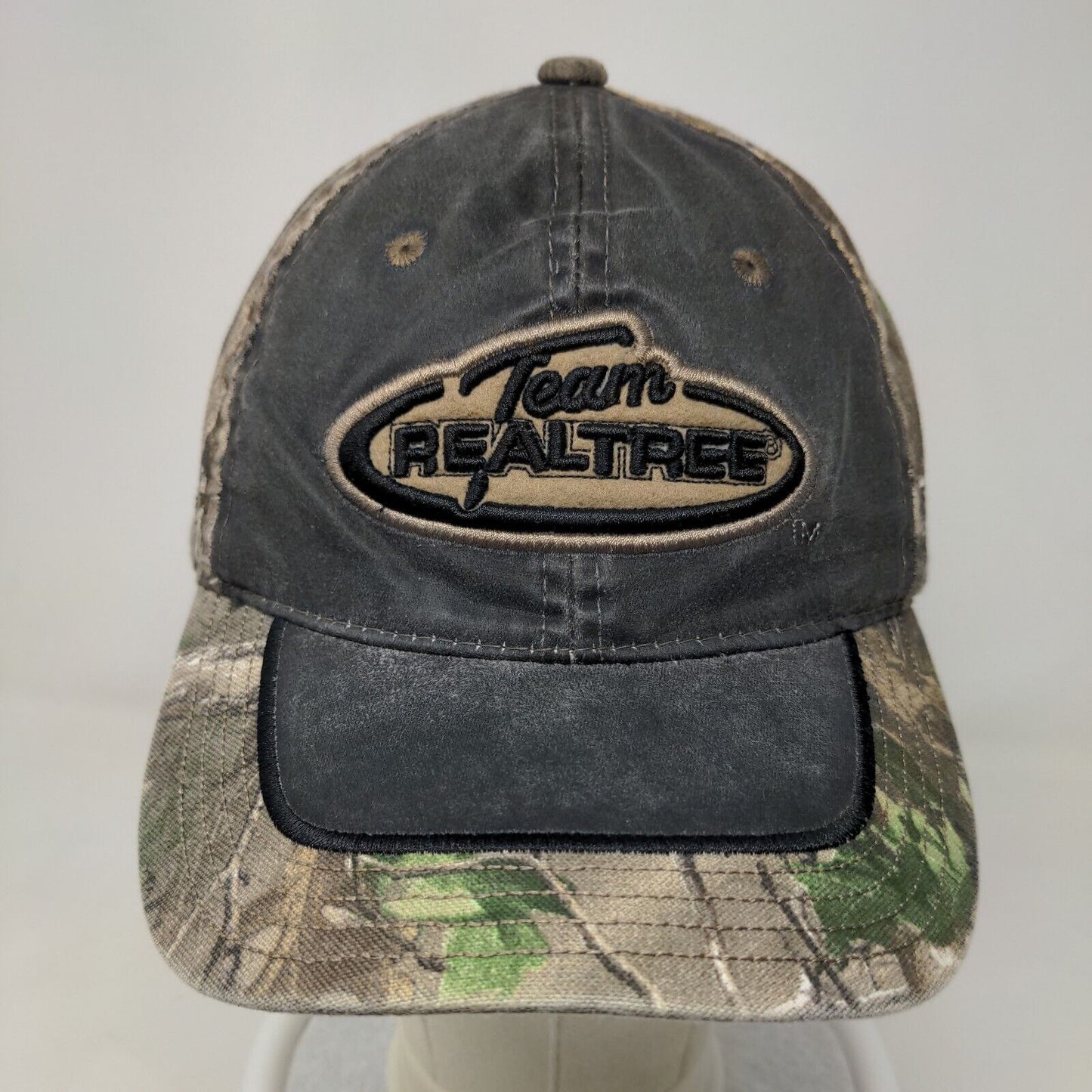 Team Realtree Men's Strapback Camo Hat Size OSFM Embroidered Spell Out Logo