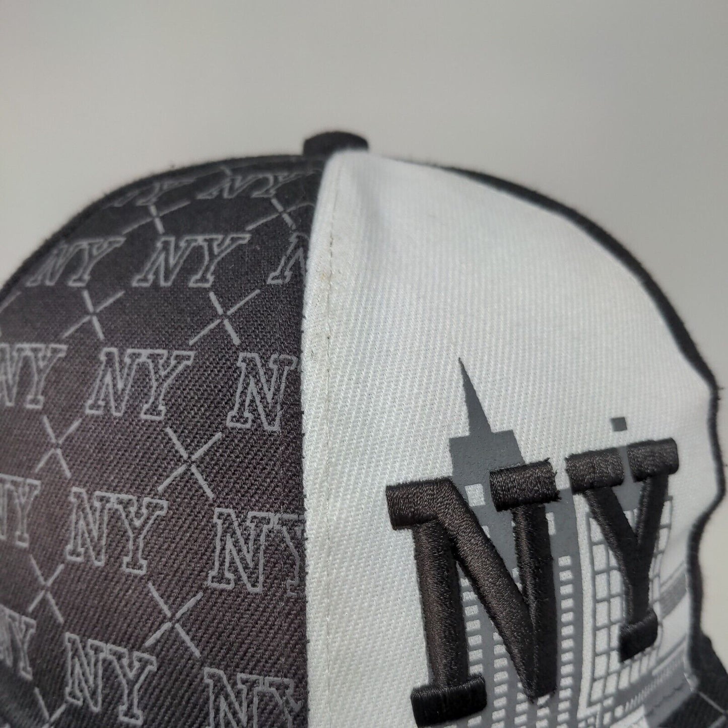 NY New York Snapback Hat Black One Size Adjustable Embroidered 6 Panel
