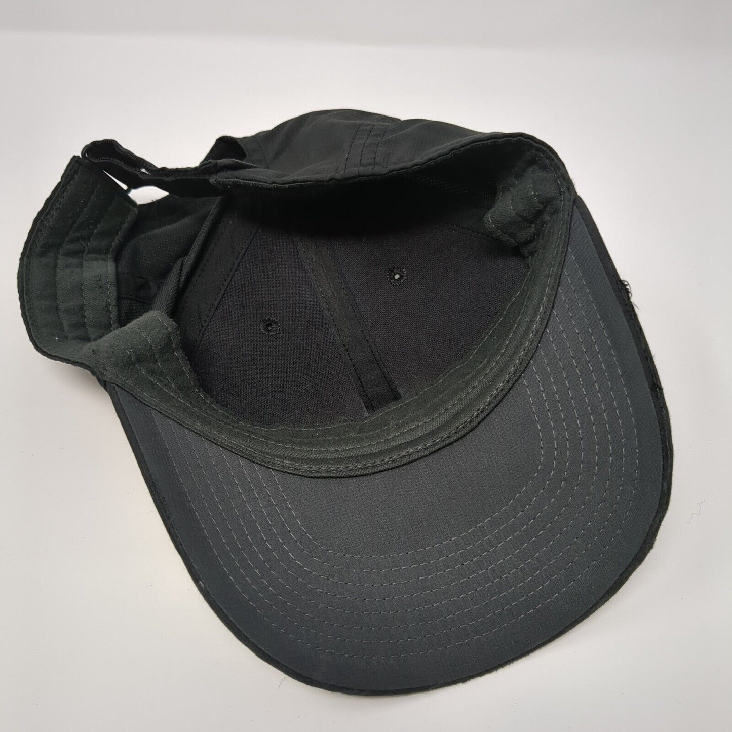 Nike Swoosh Strapback Hat Black OSFM Embroidered Logo Adjustable Solid