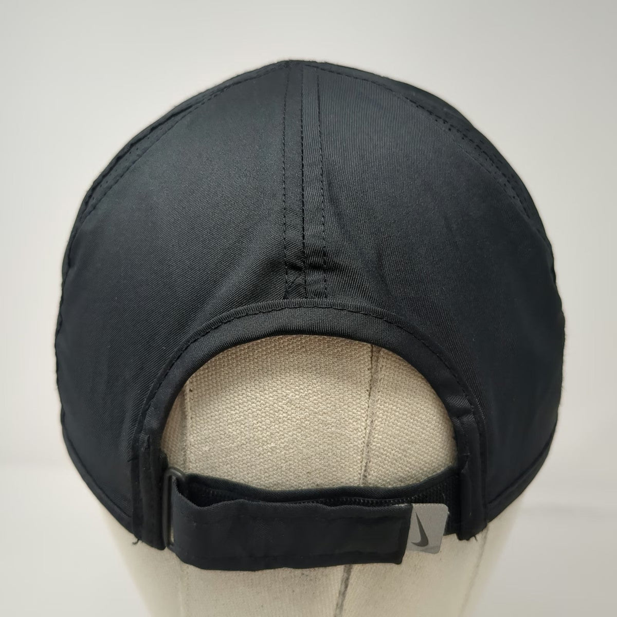 Nike Baseball Cap Black One Size Track & Field Dri-Fit Featherlight W Logo Hat