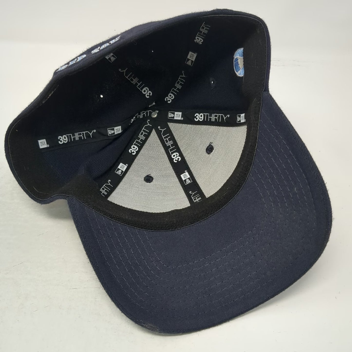 Boston Red Sox MLB New Era Baseball Cap Blue L 39THIRTY Stretch Fit Ribbon Hat