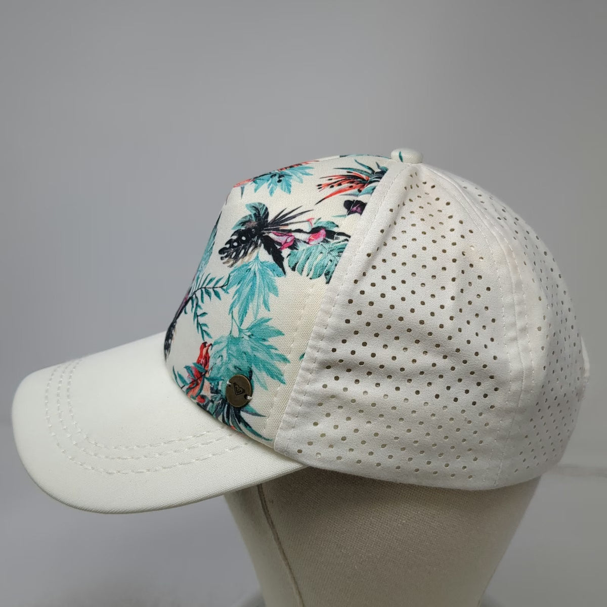 Roxy Trucker Hat White One Size Tropical Floral Print Mesh Back Summer Snapback