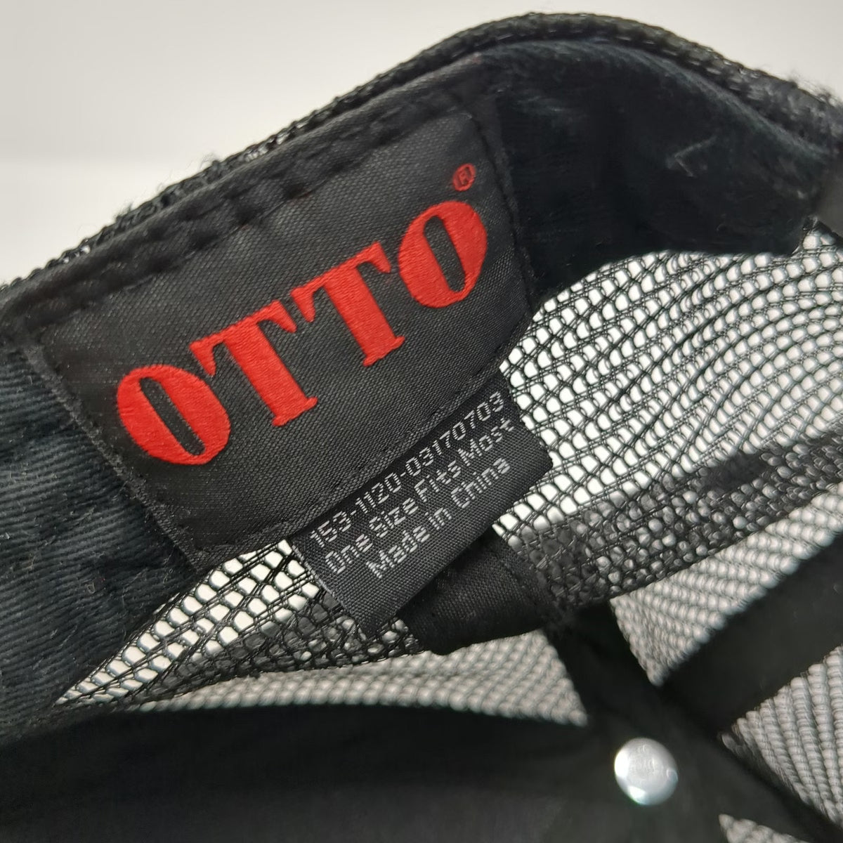 Otto Trucker Hat Green One Size Camo Mesh Back Mountain Patch Play Outside