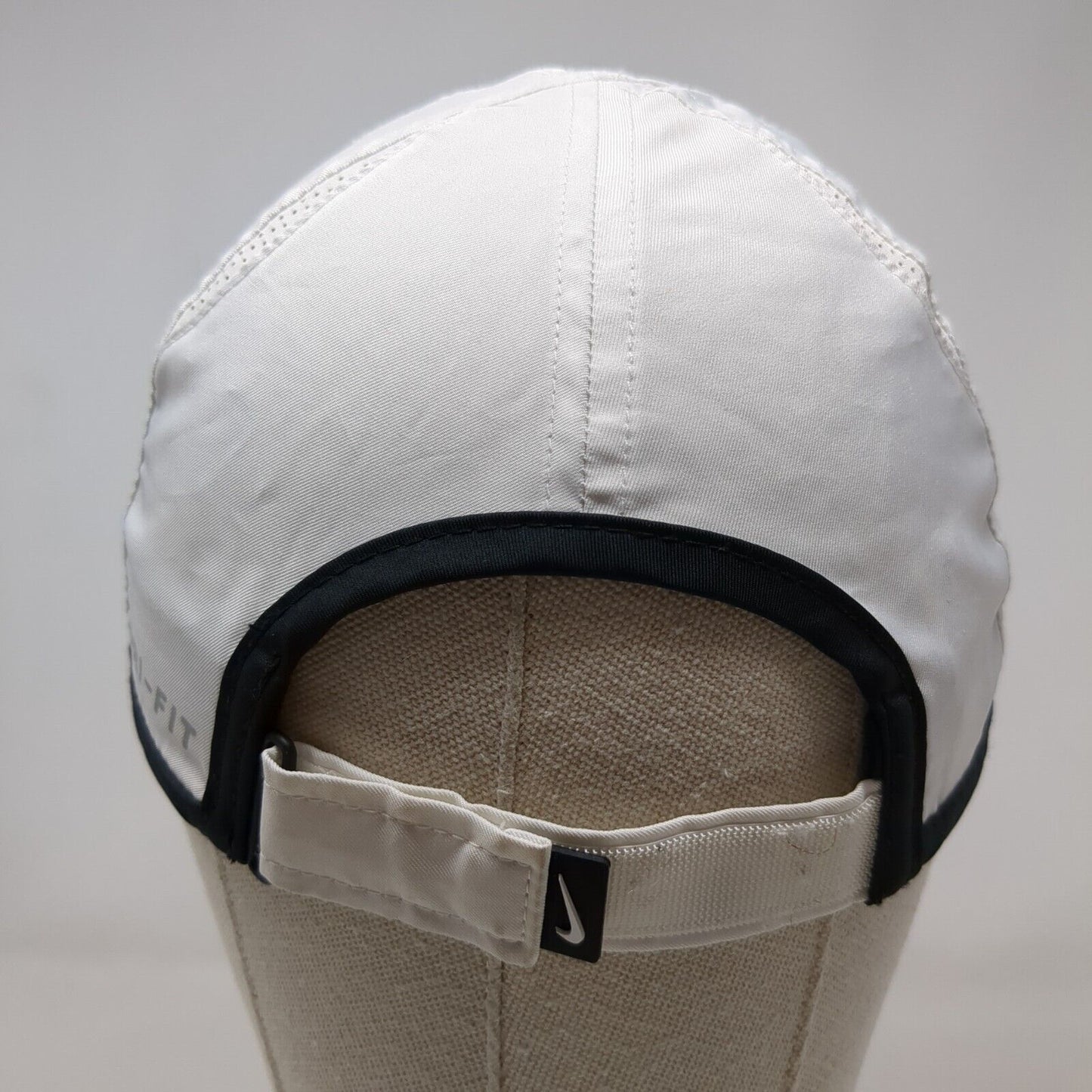 Nike Strapback Hat White One Size Adjustable Featherlight Dri-Fit