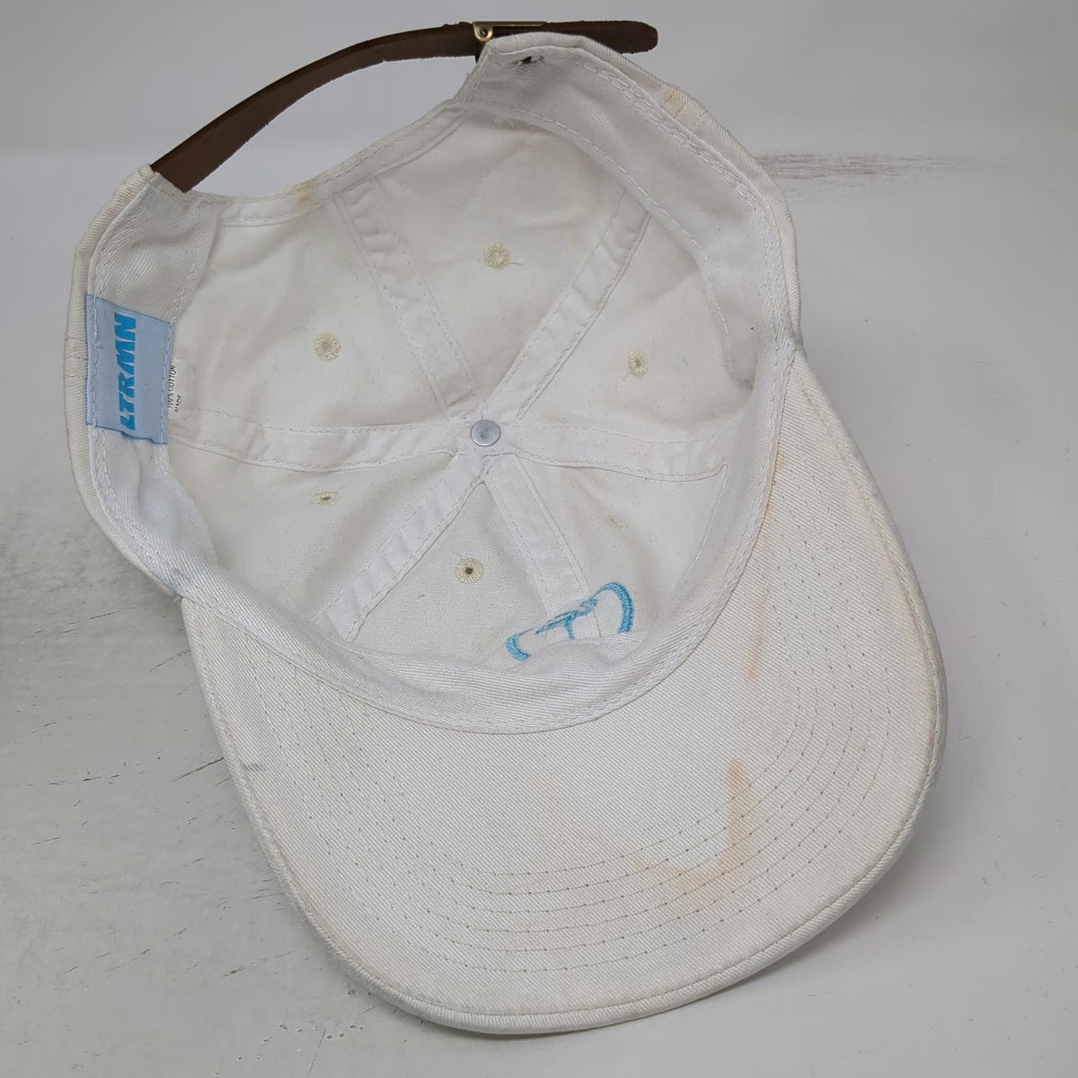 LTRMN Baseball Cap White One Size Leather Strapback Embroidered Flamingo Hat