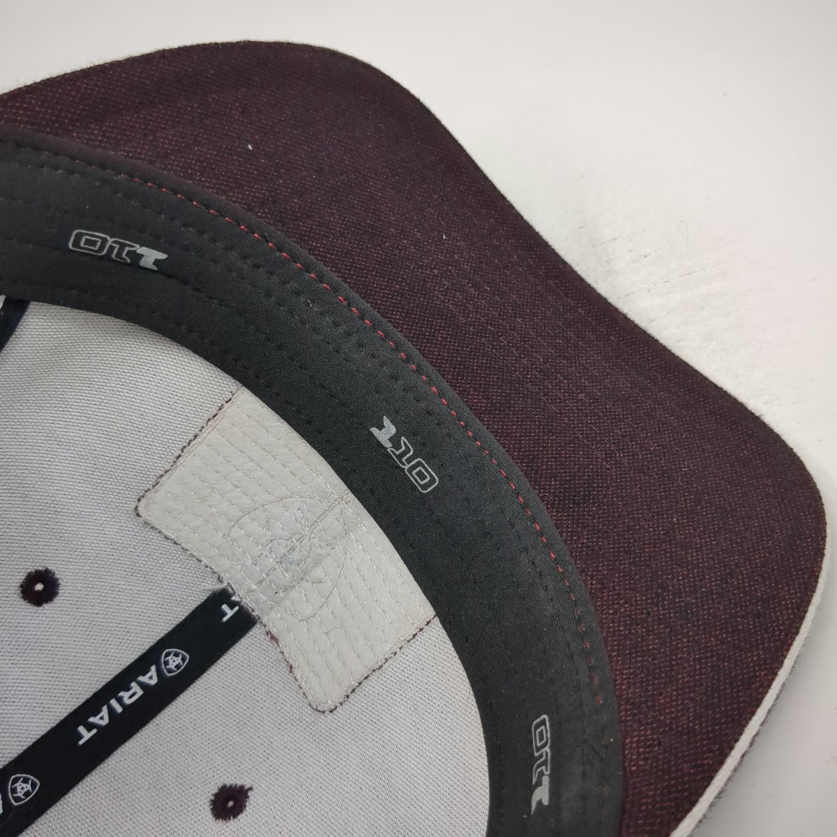 Ariat Trucker Hat Red Gray One Size Mesh Back Patch Flexfit 110 Snapback Logo