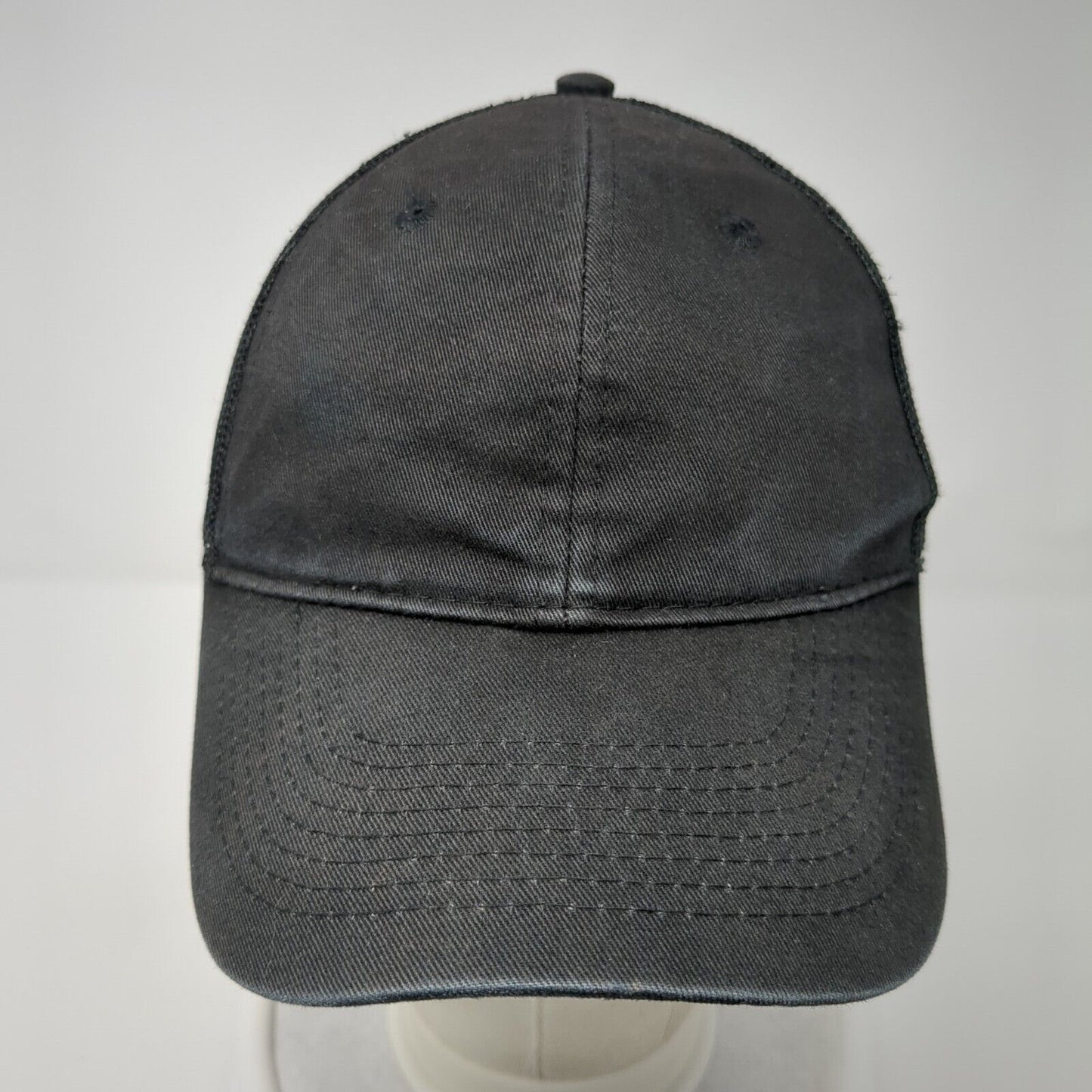 Unbranded Strapback Trucker Hat Black One Size Adjustable Mesh Back Blank