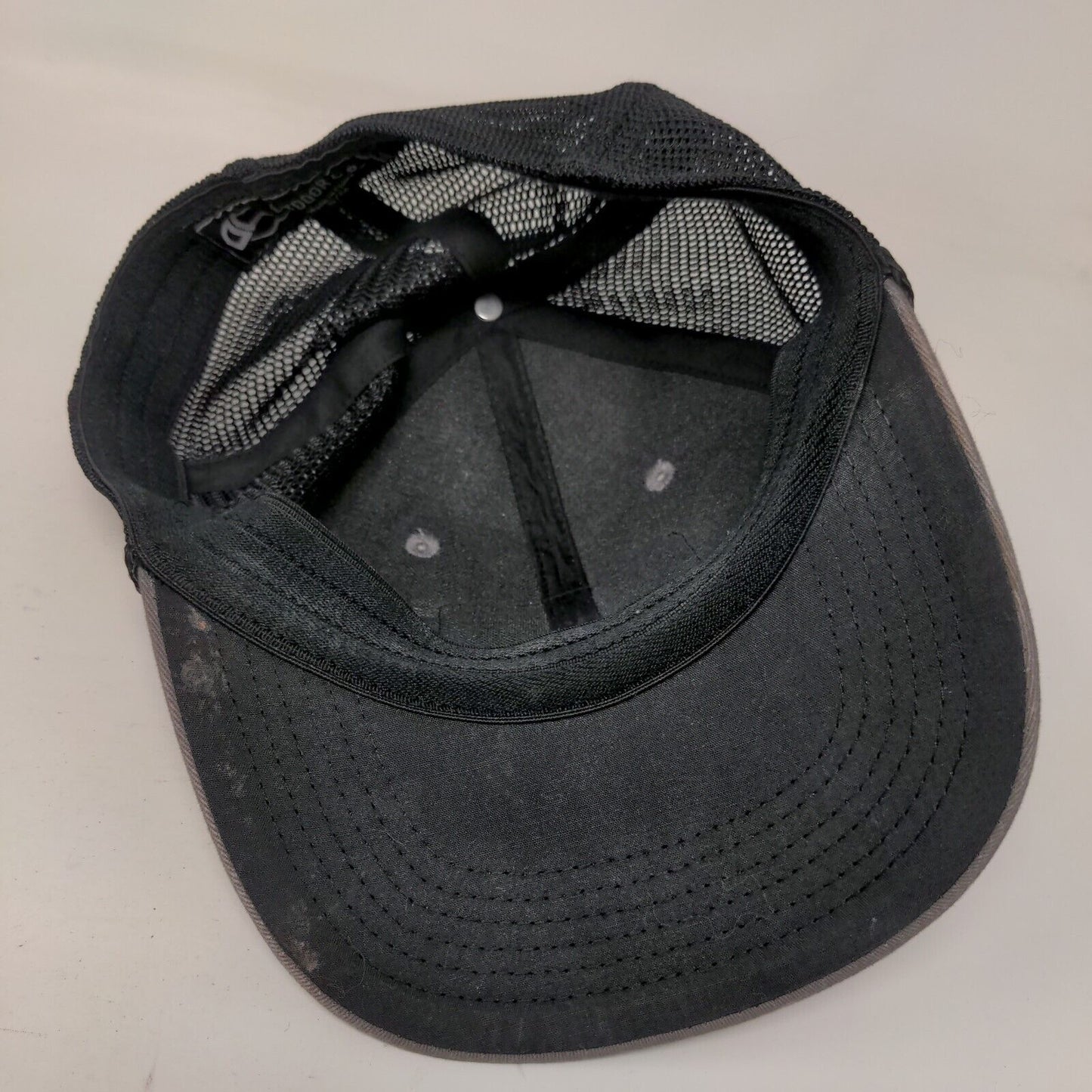 Sun Wave Patch Fitted Mesh Back Rope Trucker Hat Gray S/M Outdoor Cap