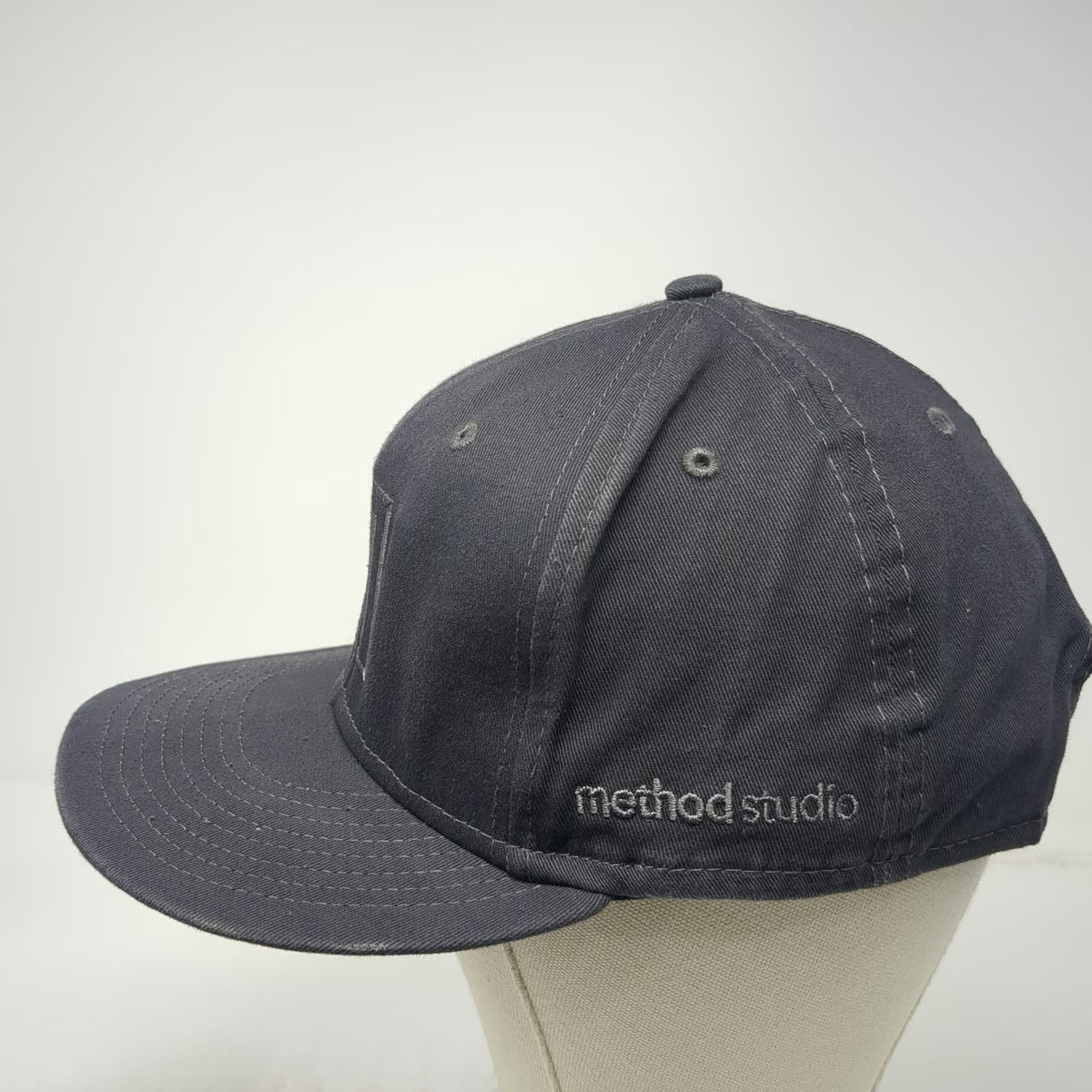 New Era Snapback Gray One Size Hat Method Studio M Logo 9FIFTY Structured Cotton